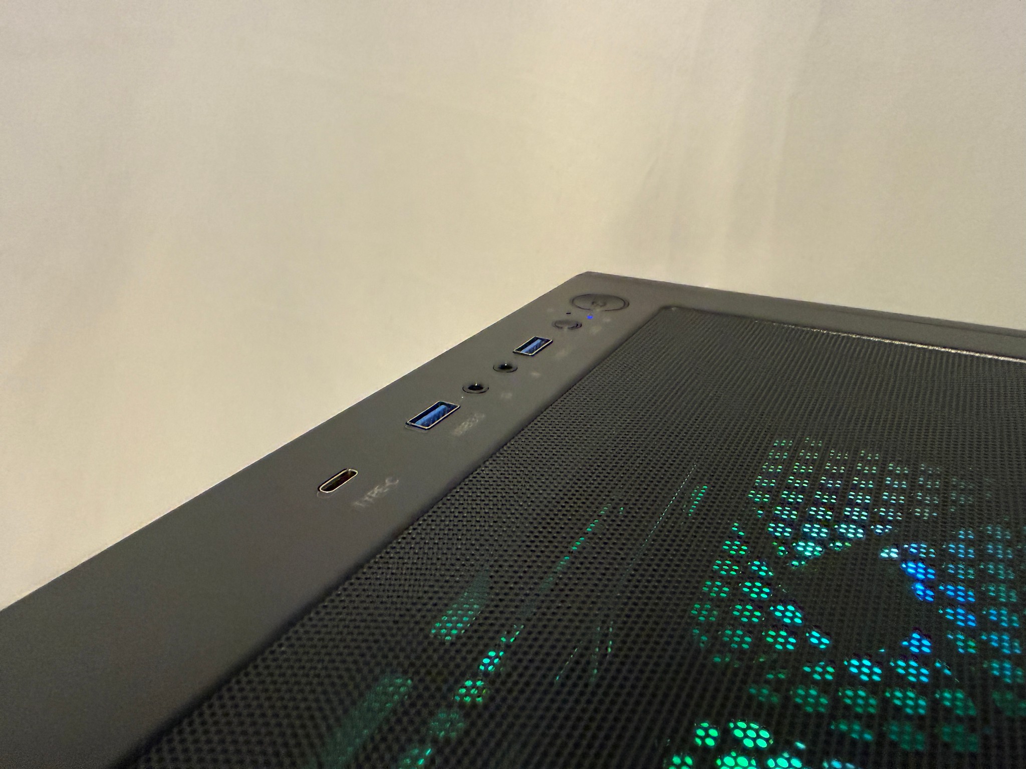 ✨RTX 2060, Ryzen 7 1800X, 16gb RAM, 500gb SSD✨| Gaming PC | Fortnite, Arc Raiders, CoD, GTA V, More!
