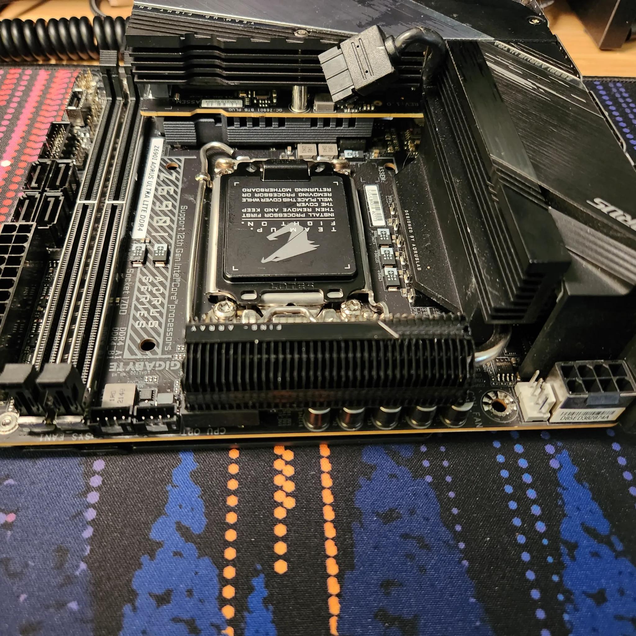 Gigabyte Z690I AORUS Ultra Lite DDR4 Mini-ITX LGA1700