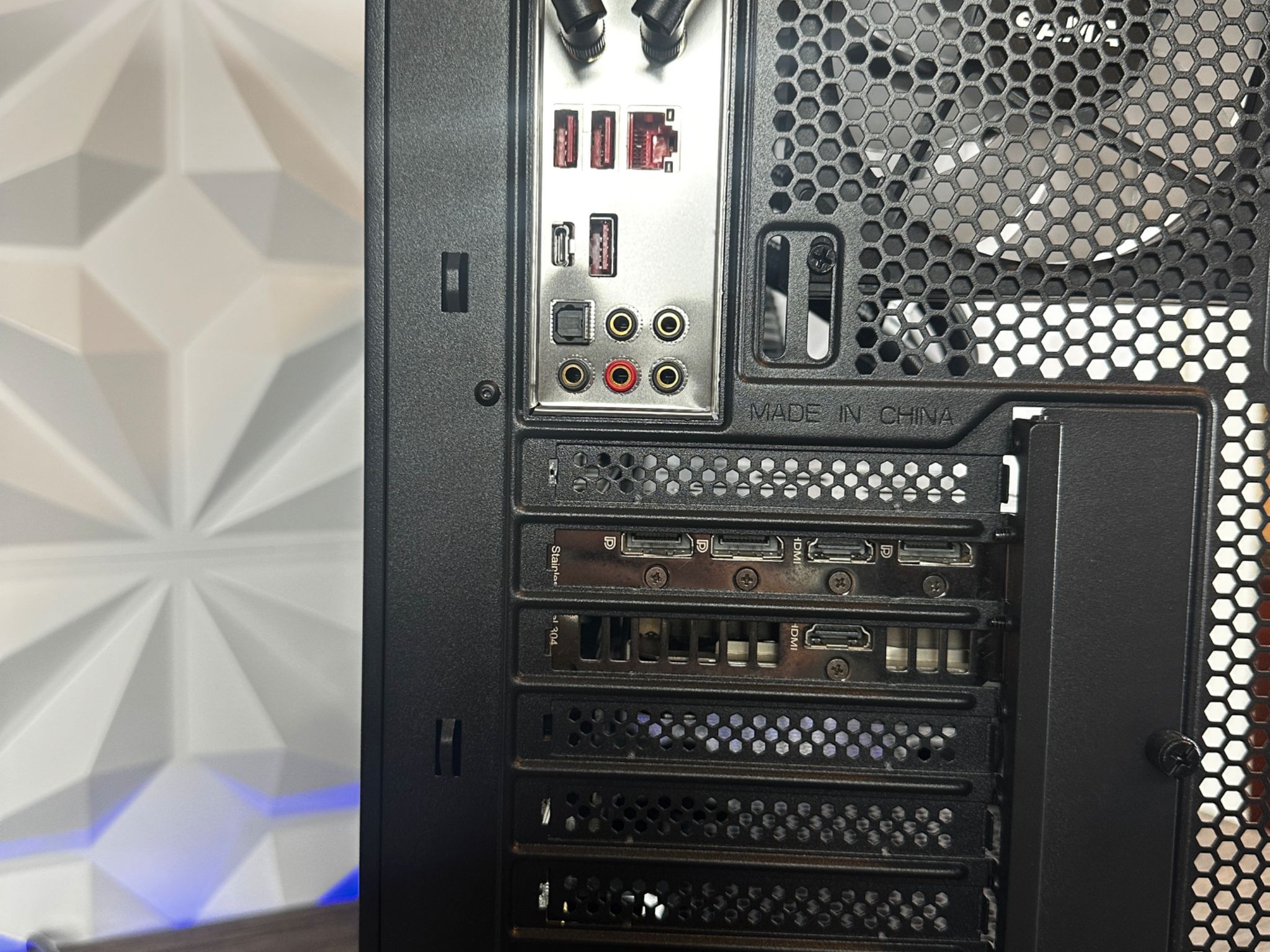 🟪 Magenta ⬛️| 1440P/1080P | Ryzen 7 5700x 8C/16T | RTX 3070 | 32GB DDR4 | 1TB M.2 SSD | FULL ARGB |