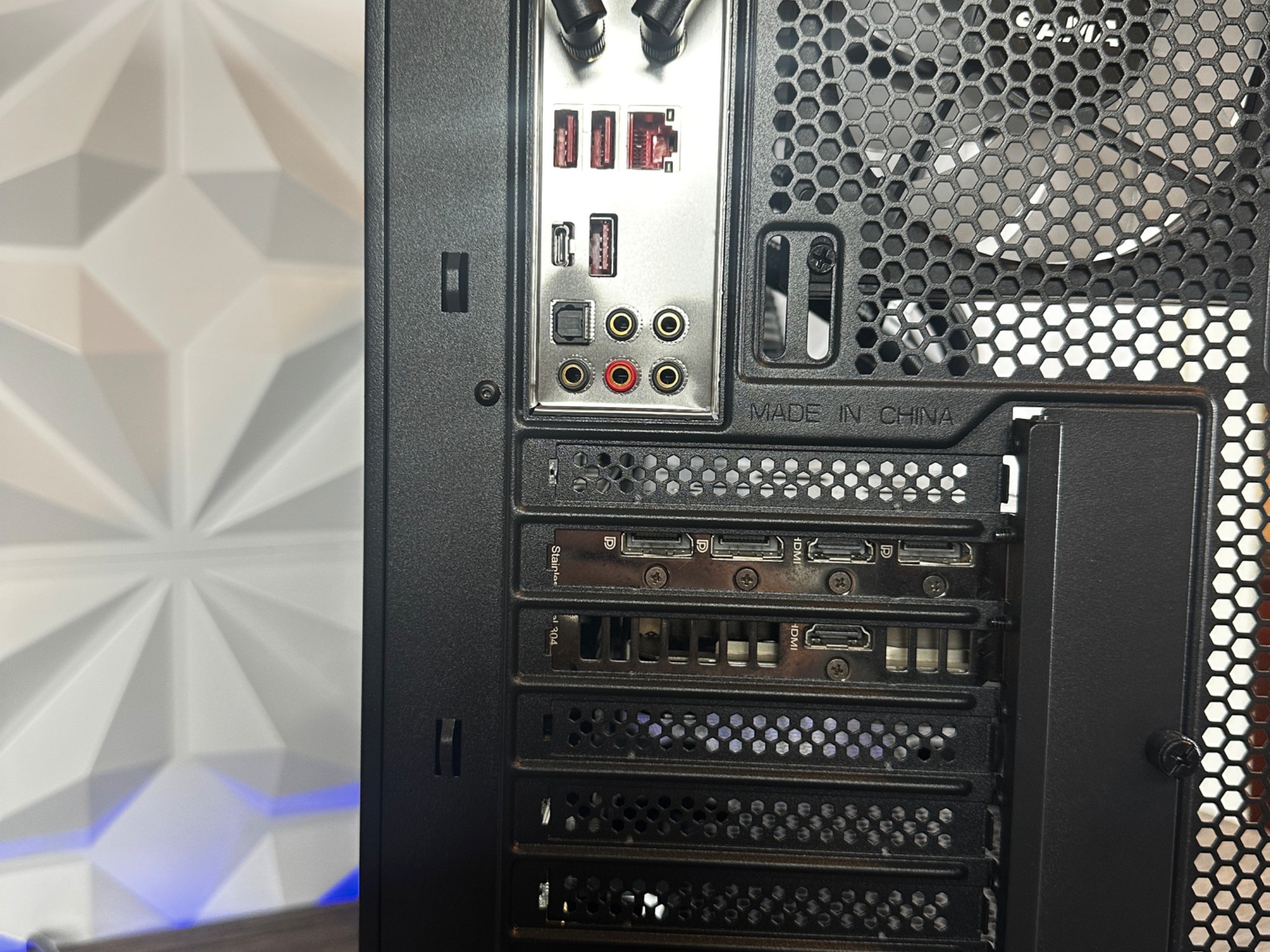 🟪 Magenta ⬛️| 1440P/1080P | Ryzen 7 5700x 8C/16T | RTX 3070 | 32GB DDR4 | 1TB M.2 SSD | FULL ARGB |