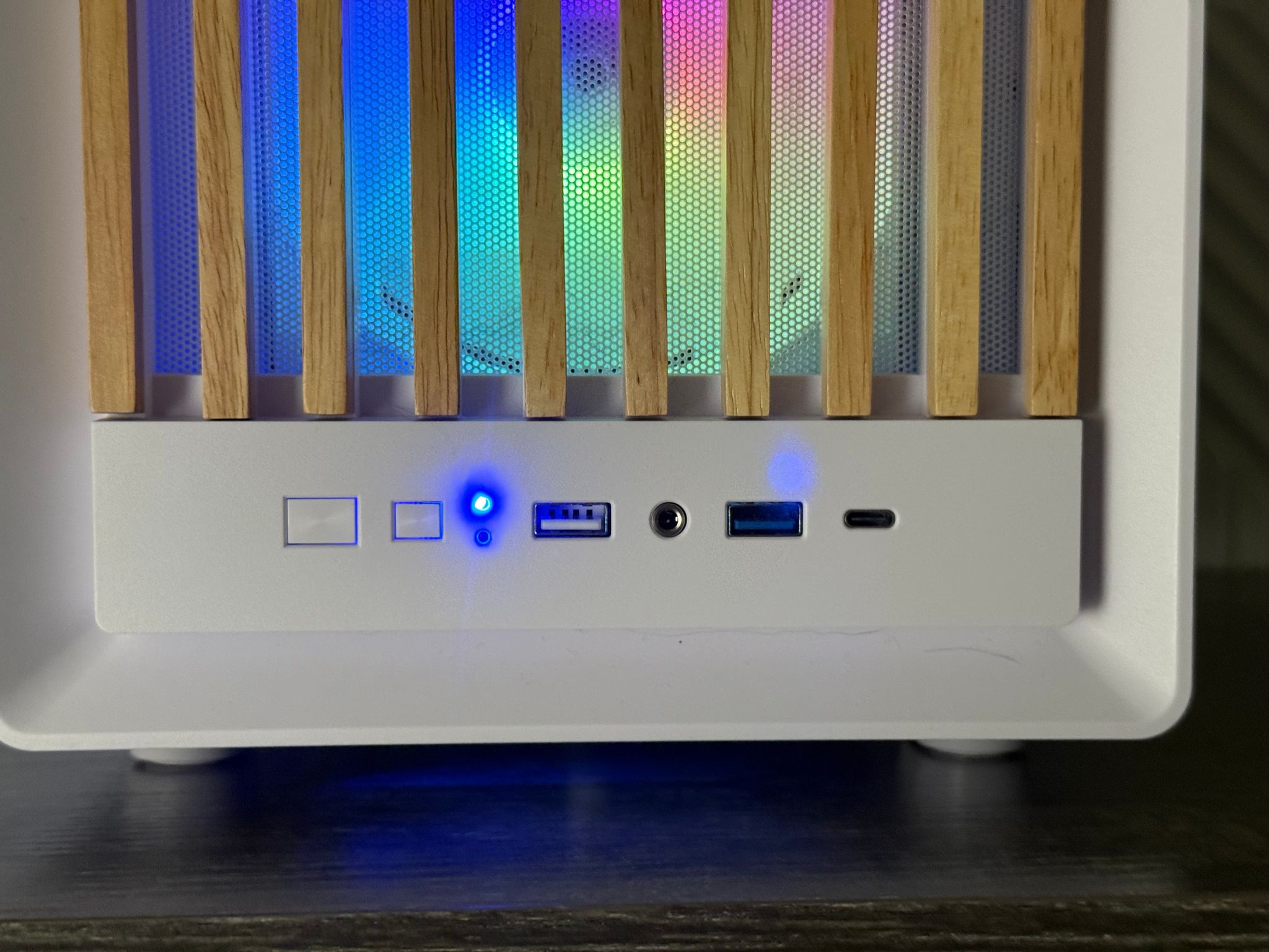 RTX 4070 | RYZEN 7700 | 32GB 6400CL32 | 2TB NVME | WIFI