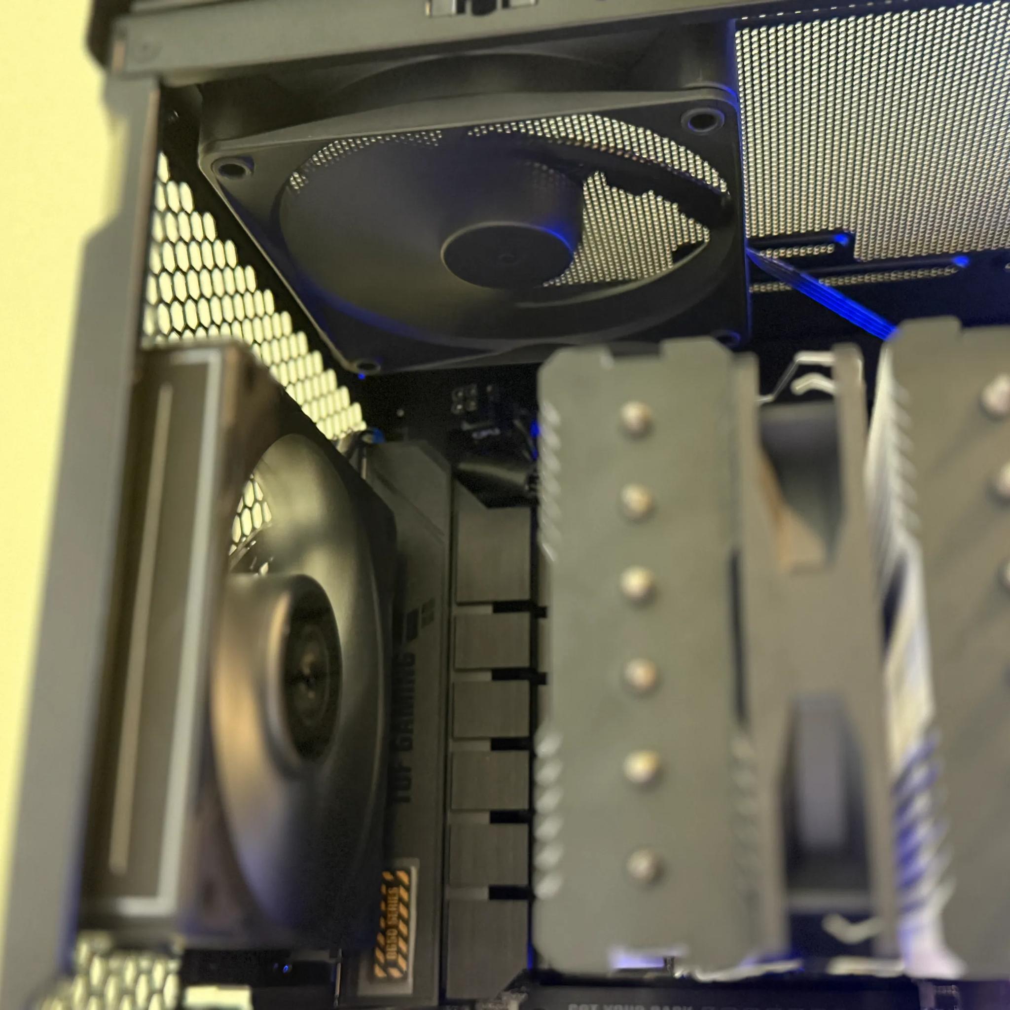 1080p & 1440p Gaming PC - The Blue Sentinel | 4060 TI | 7800X3D | 32GB RAM | 2TB NVME | 850W Gold