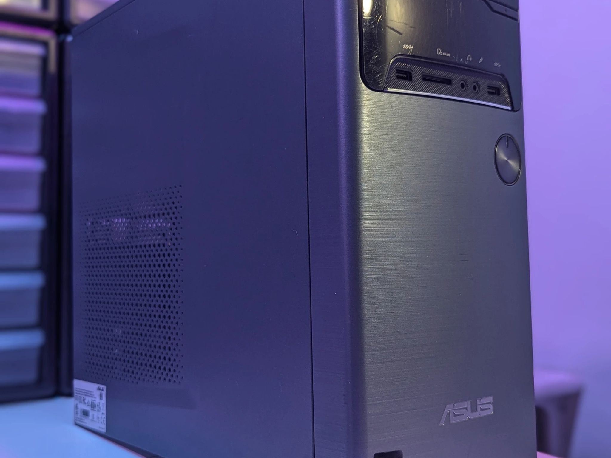 ASUS M32CD Series | Intel i5 6400 | MSI GTX GeForce 1060 | 16GB DDR4 Corsair | 1TB HDD & 240GB SSD