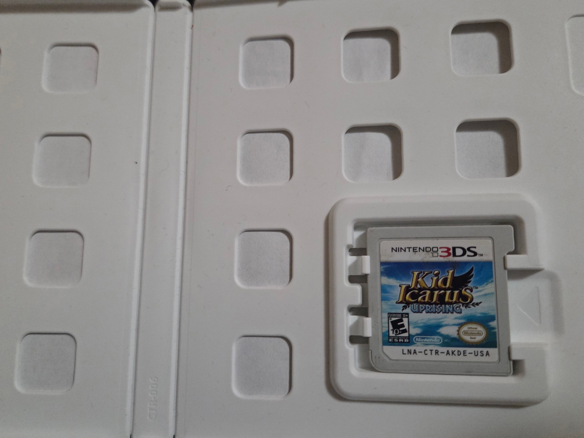 Nintendo 3DS Kid Icarus Uprising