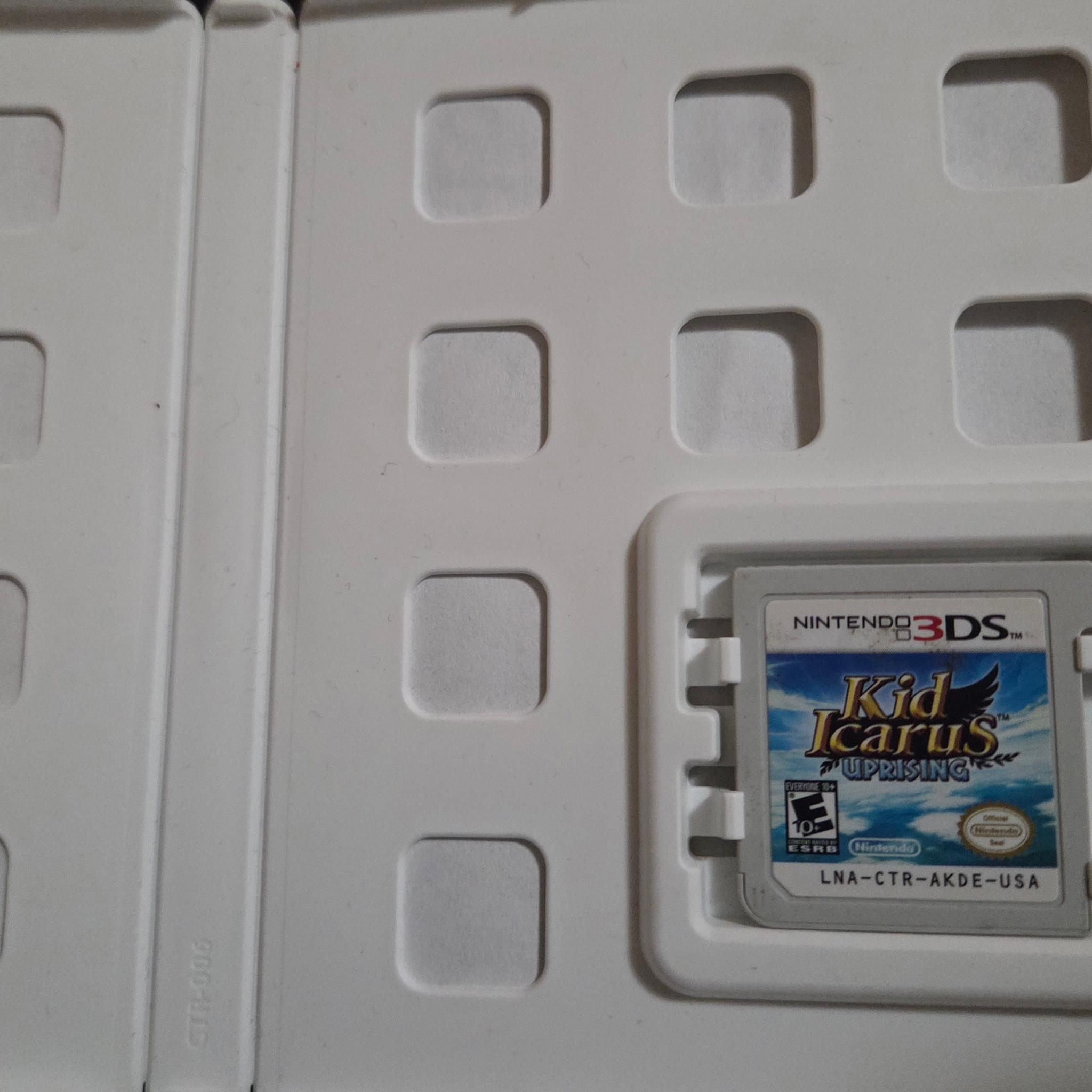 Nintendo 3DS Kid Icarus Uprising