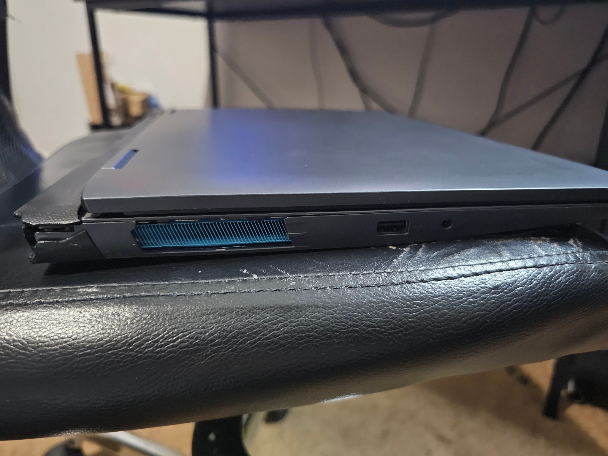 IdeaPad Gaming 3 14ARH7 Gaming Laptop DDR5 Ram