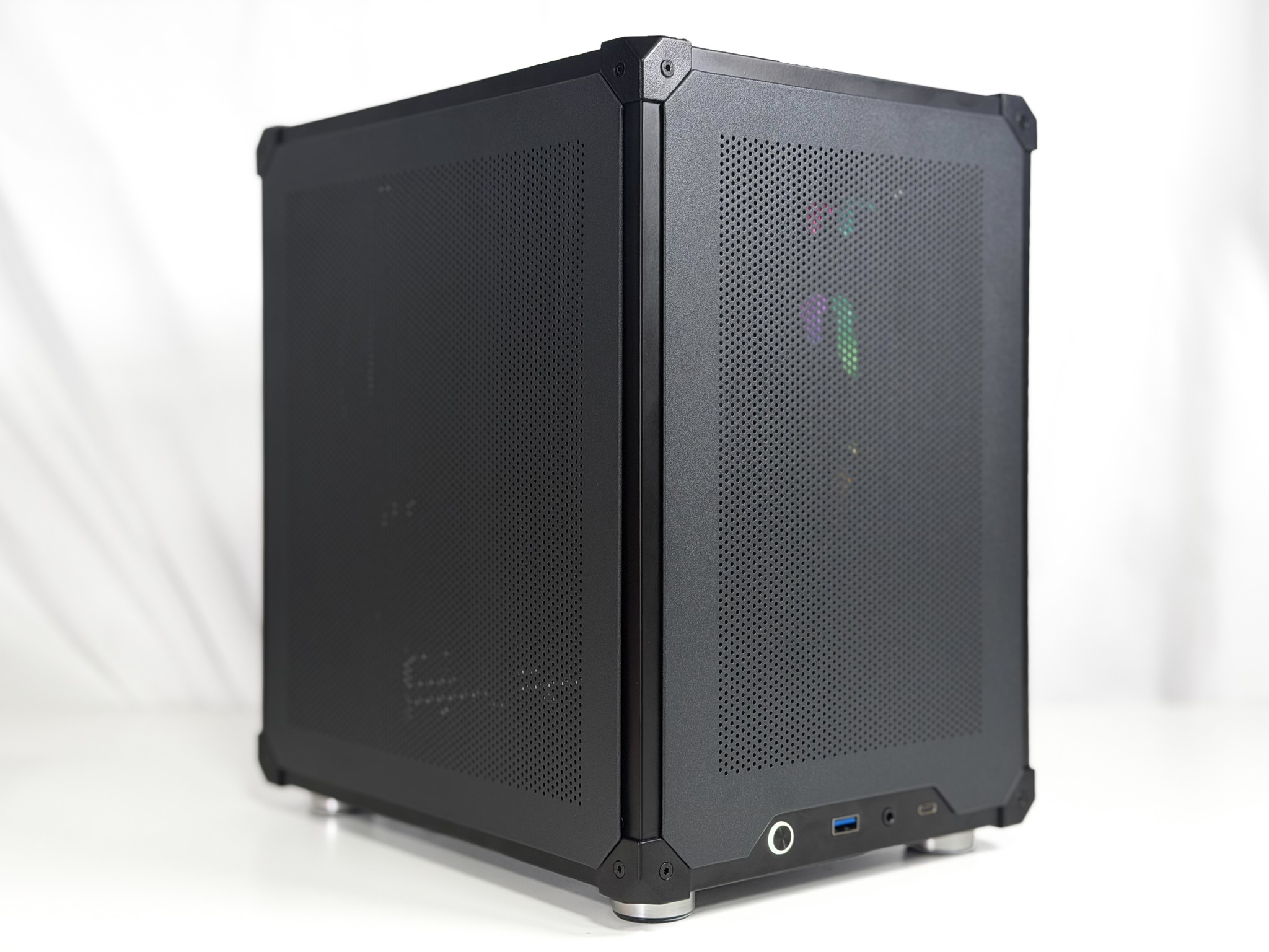 Dream Machine - 5060Ti 8GB | 7500X3D | 32GB DDR5 | 512GB SSD