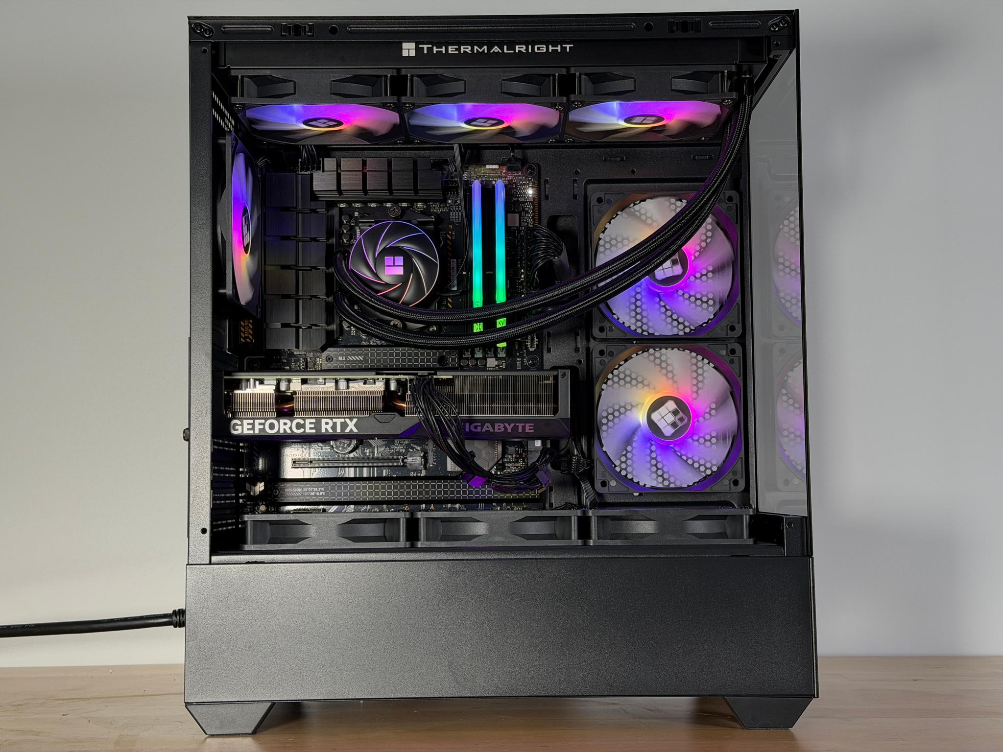 RTX 4070 Ryzen 7 7700x Gaming PC