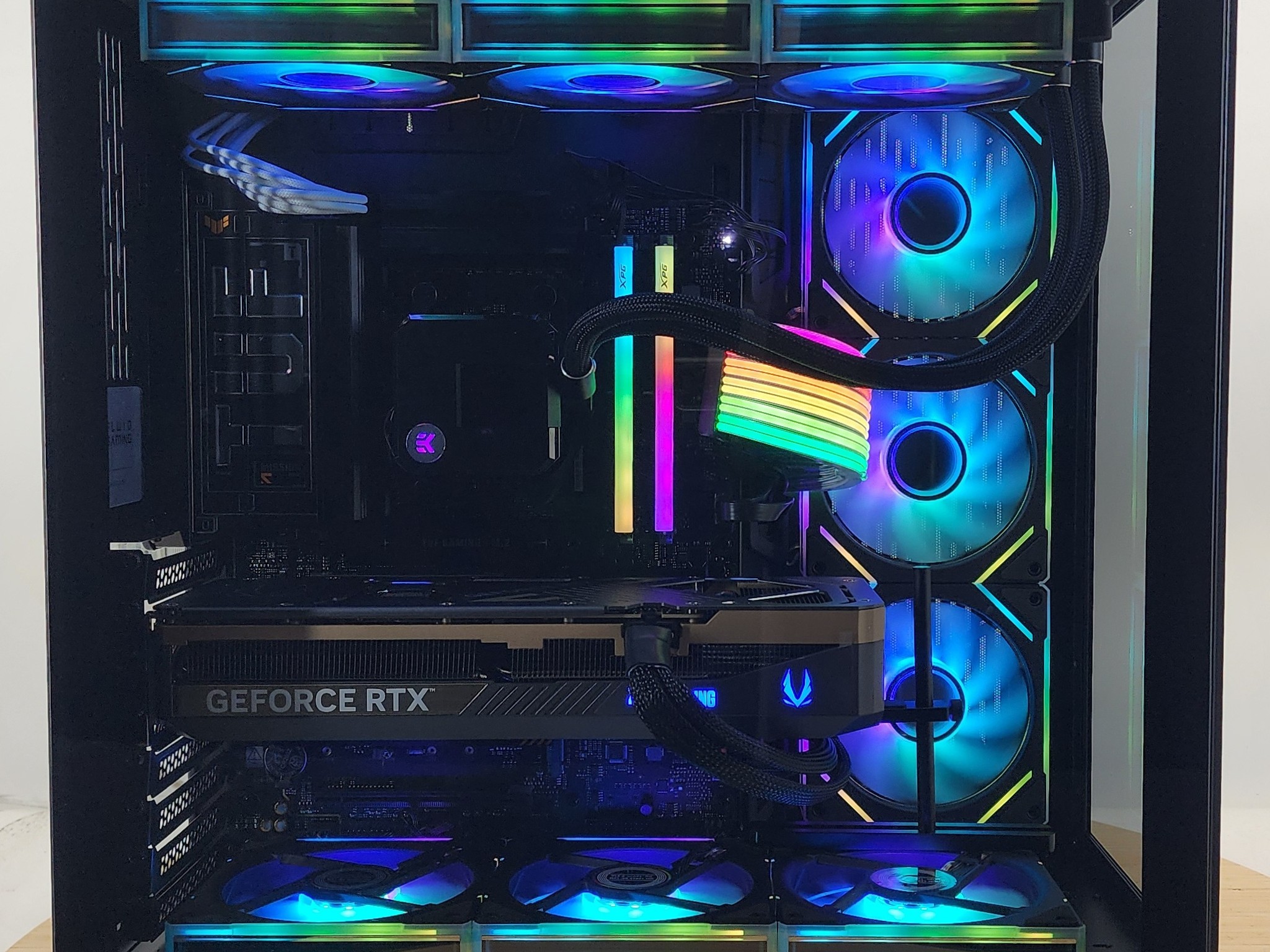 Gaming PC Ryzen 7 9800X3D 32GB RAM 2TB SSD RTX 5080 16GB Windows 11 Computer