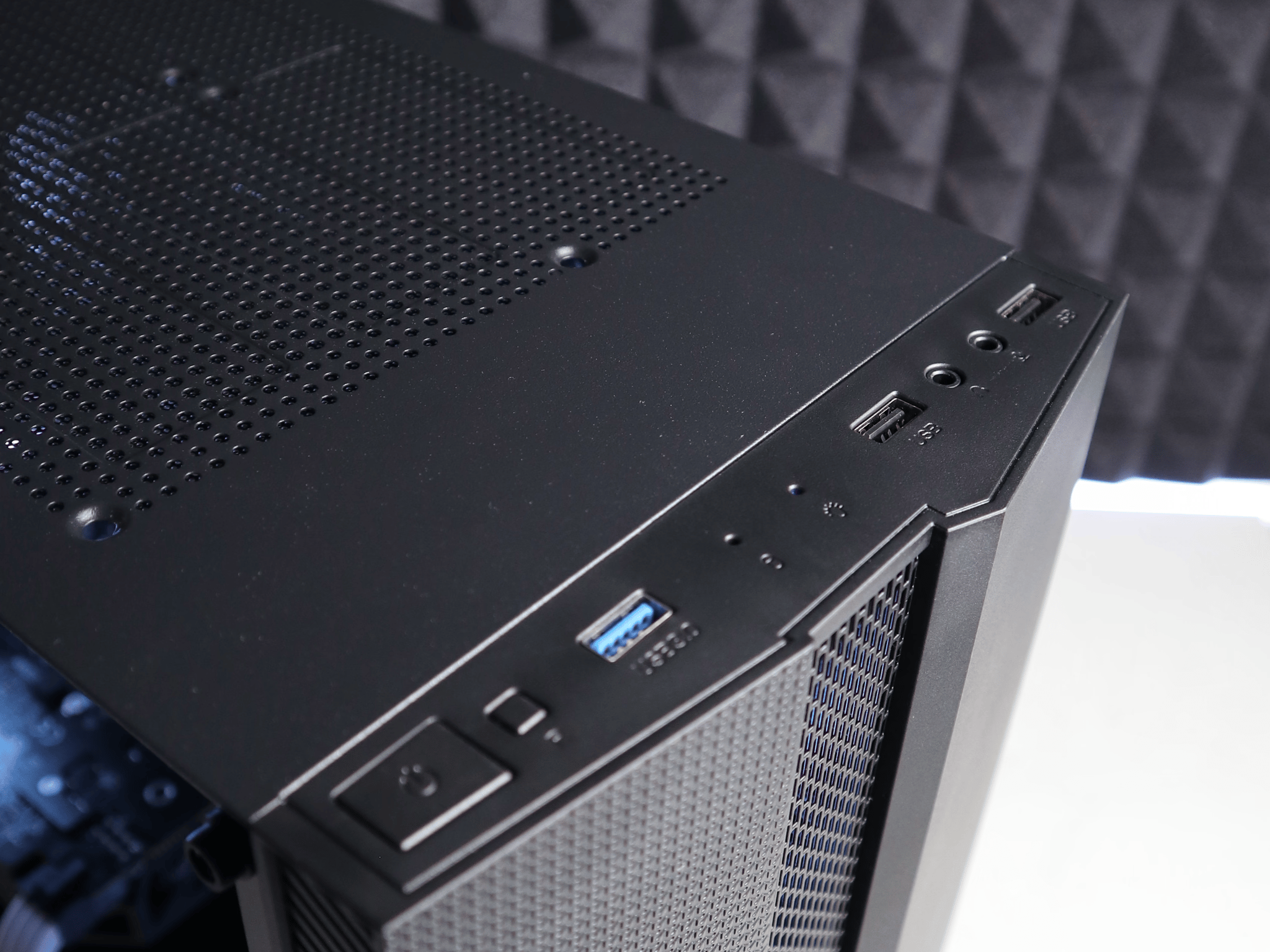 Lunar | Ryzen 7 2700/GTX 1070 FREE SHIPPING