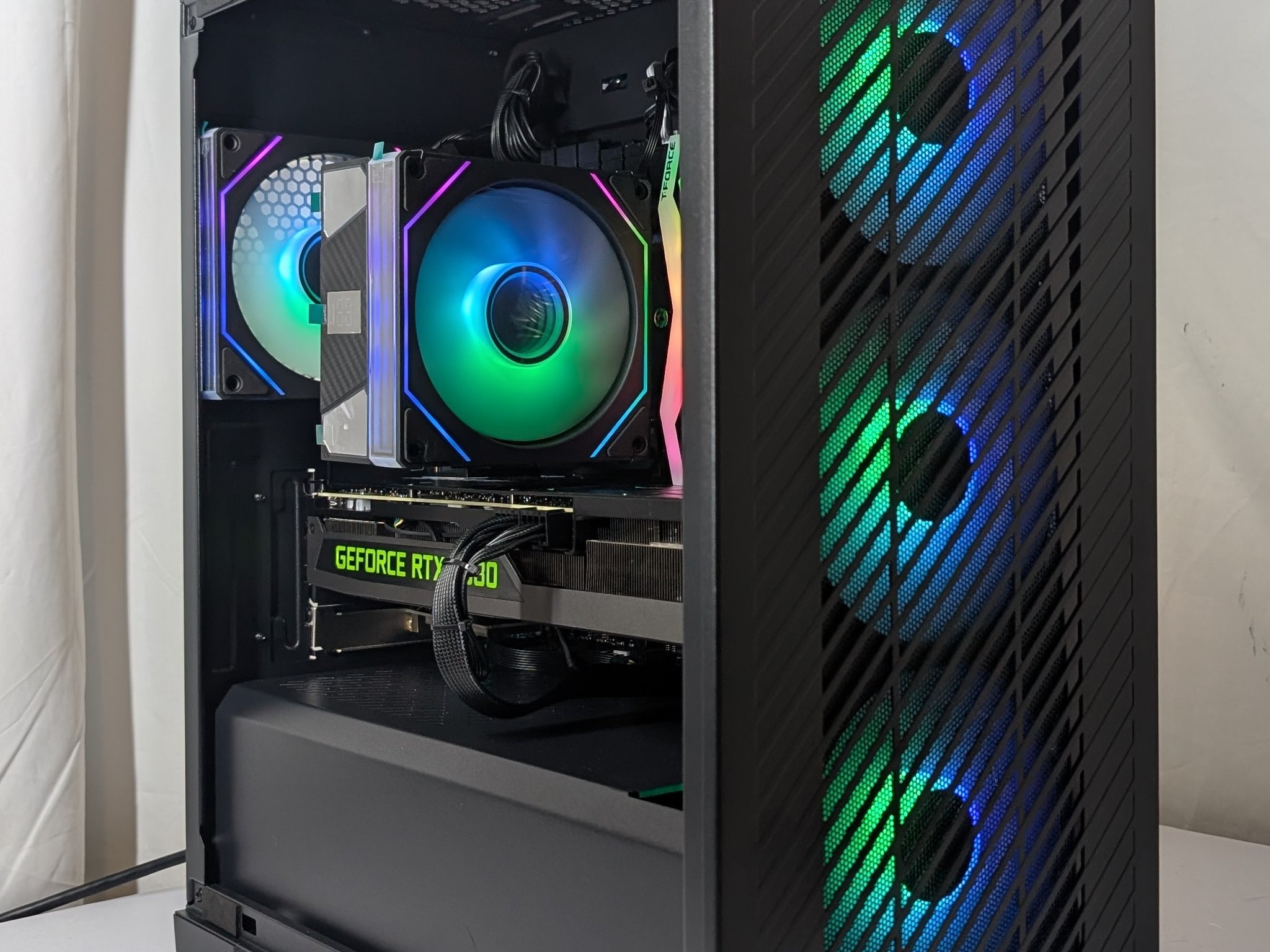 RTX 3080 | i7 12700KF | 16GB DDR5 | 1TB NVME | 650W