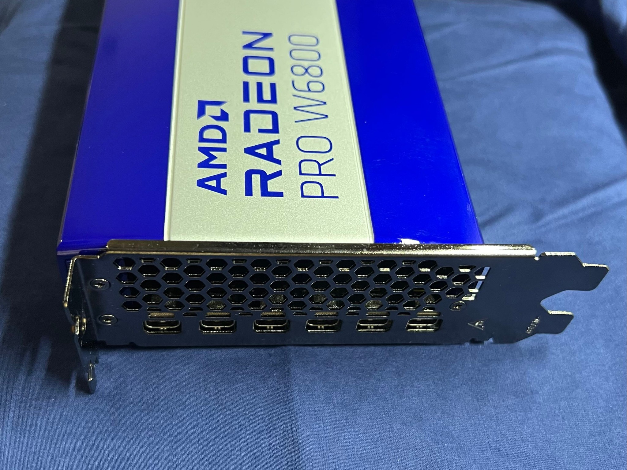 AMD Radeon Pro W6800 32GB Workstation GPU