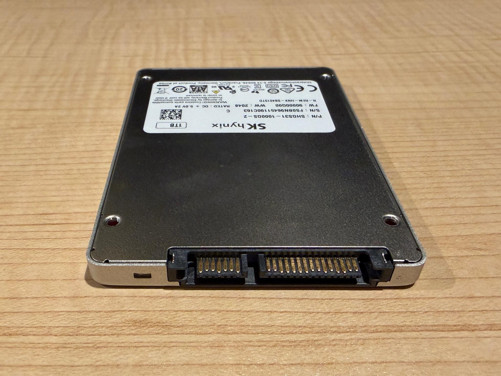 SK Hynix Gold S31 1TB SATA SSD