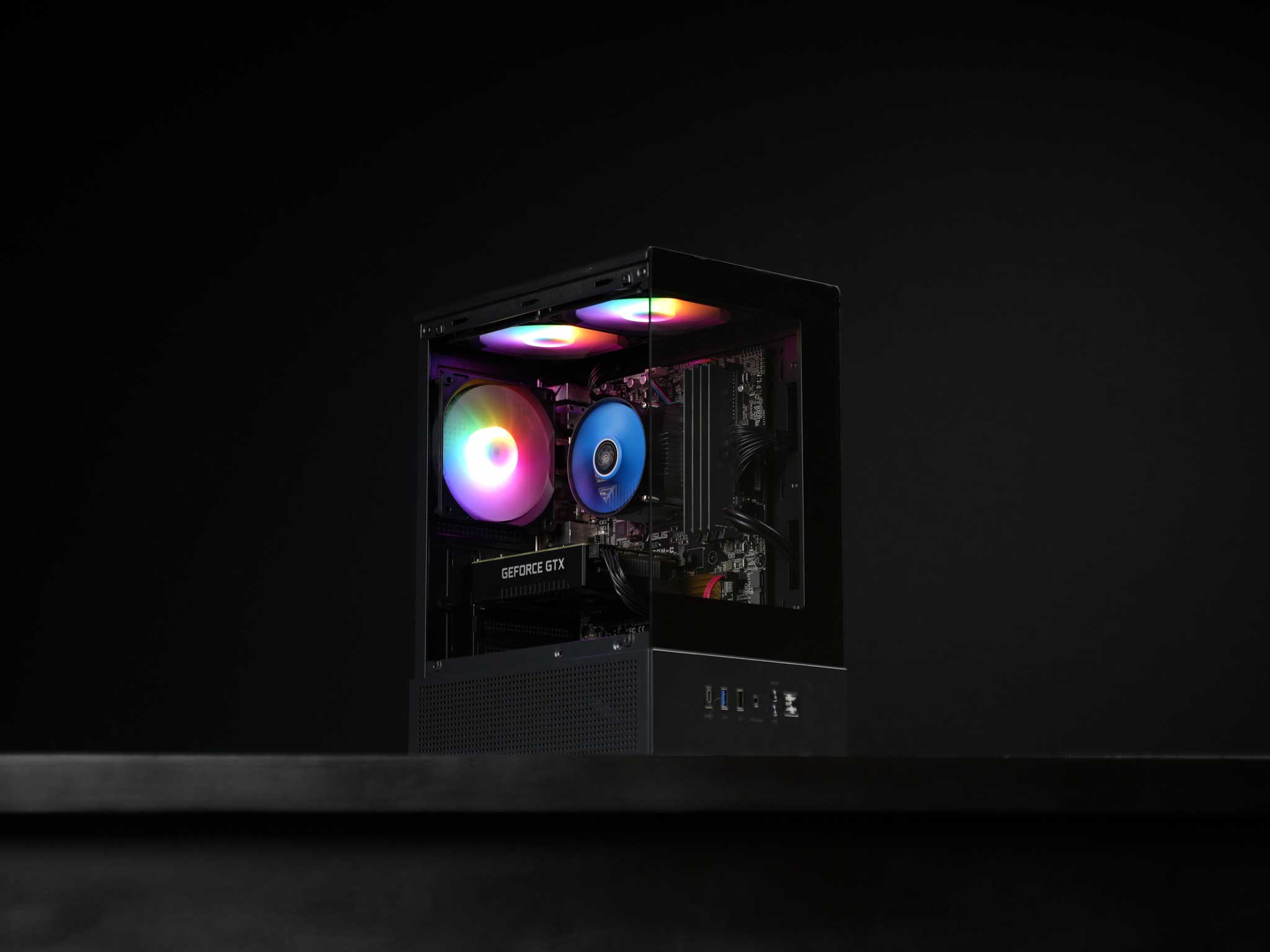 \ SF-03 / GTX 1660 Super Intel Core i7 7700 16GB .9TB Windows 11 1080P/1440P Gaming PC Powerhouse