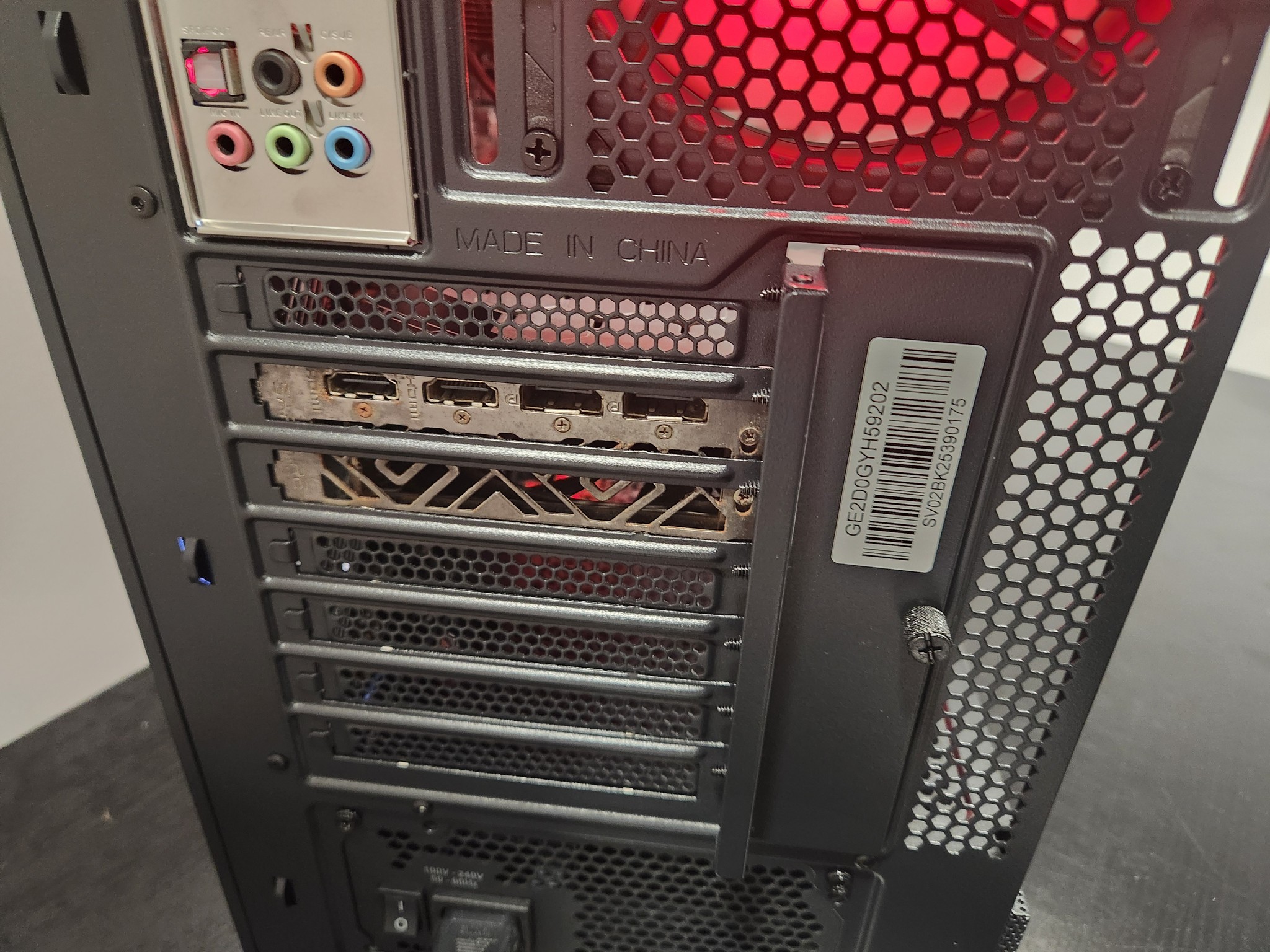 THE RED MONSTER X: Budget gaming pc!!!