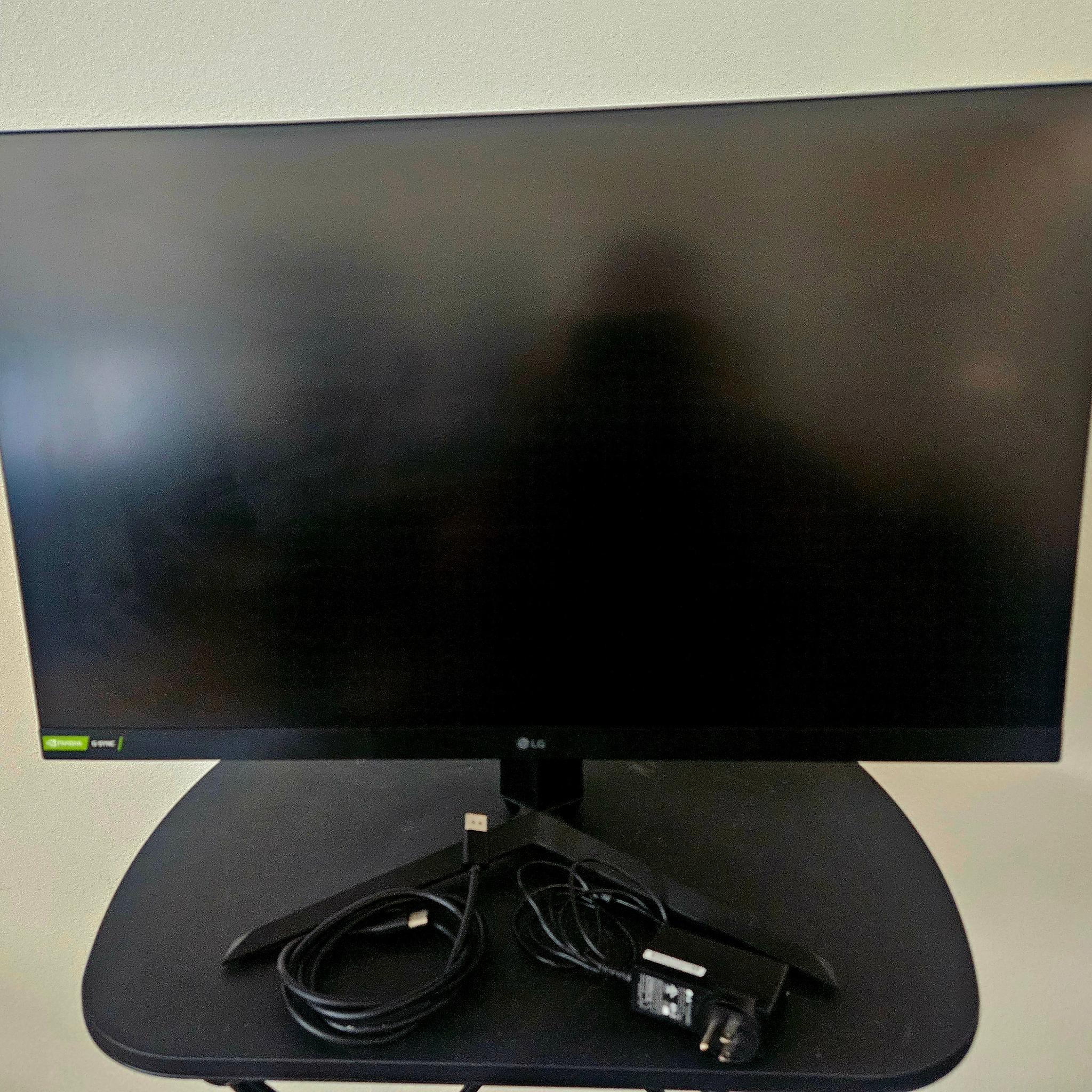 LG 32 Inch UltraGear QHD 1440P 165Hz HDR10 Monitor