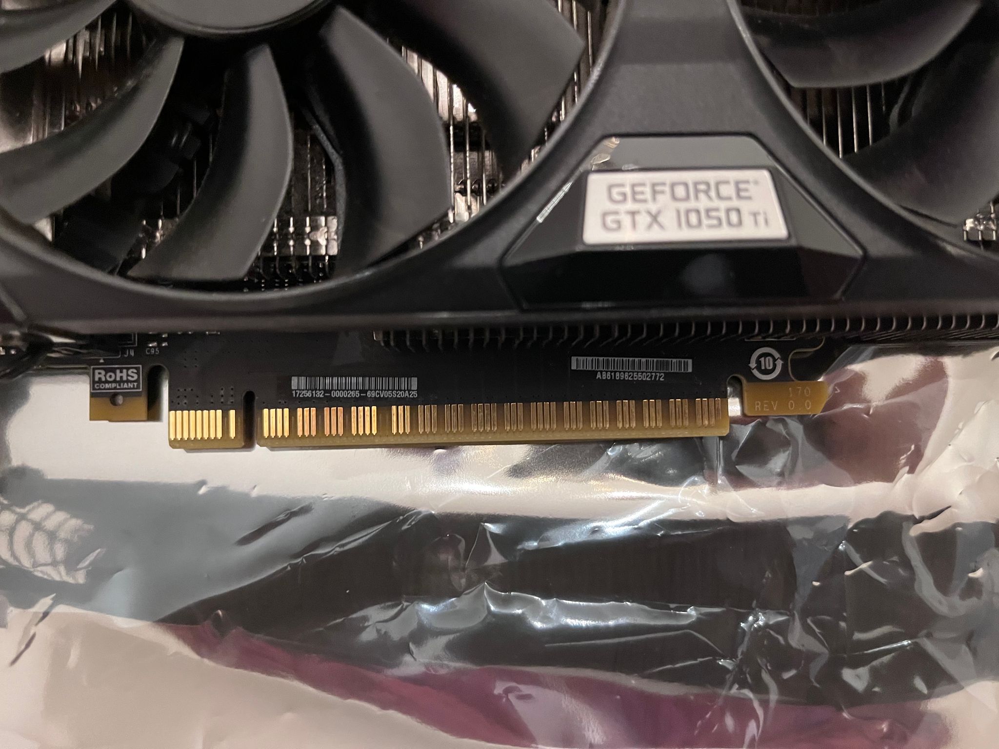 EVGA GeForce GTX 1050 Ti - Bus Powered