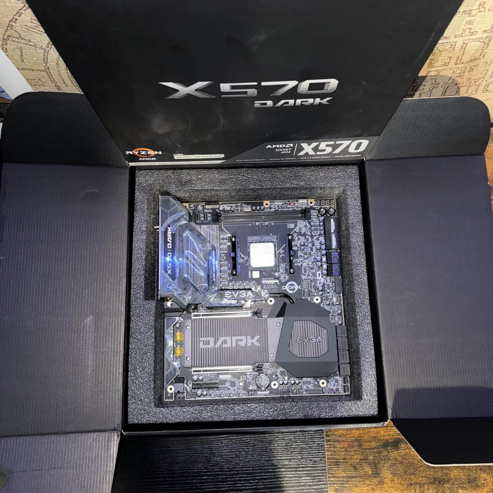 EVGA X570 Dark