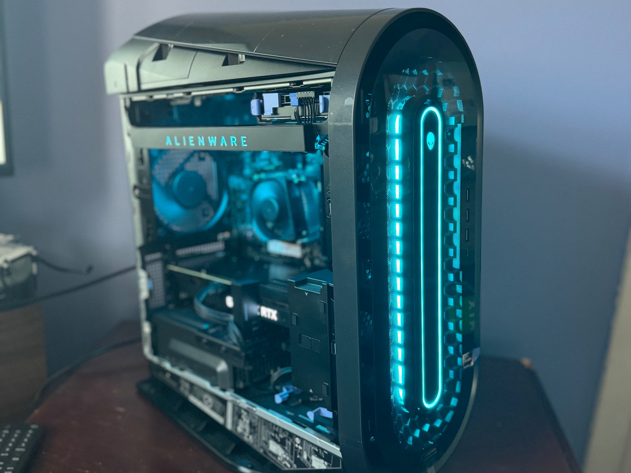OVERSTOCK SALE 👽Alienware R14 - RTX 3070 + Ryzen 7 5800