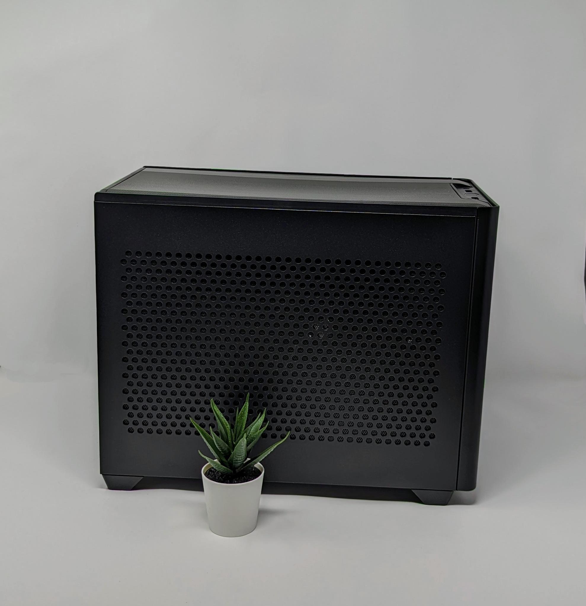 Minimalist Power ITX | RTX 4070 | Intel i5-12600K | 32gb RAM | 4TB Gen 4 NVMe SSD