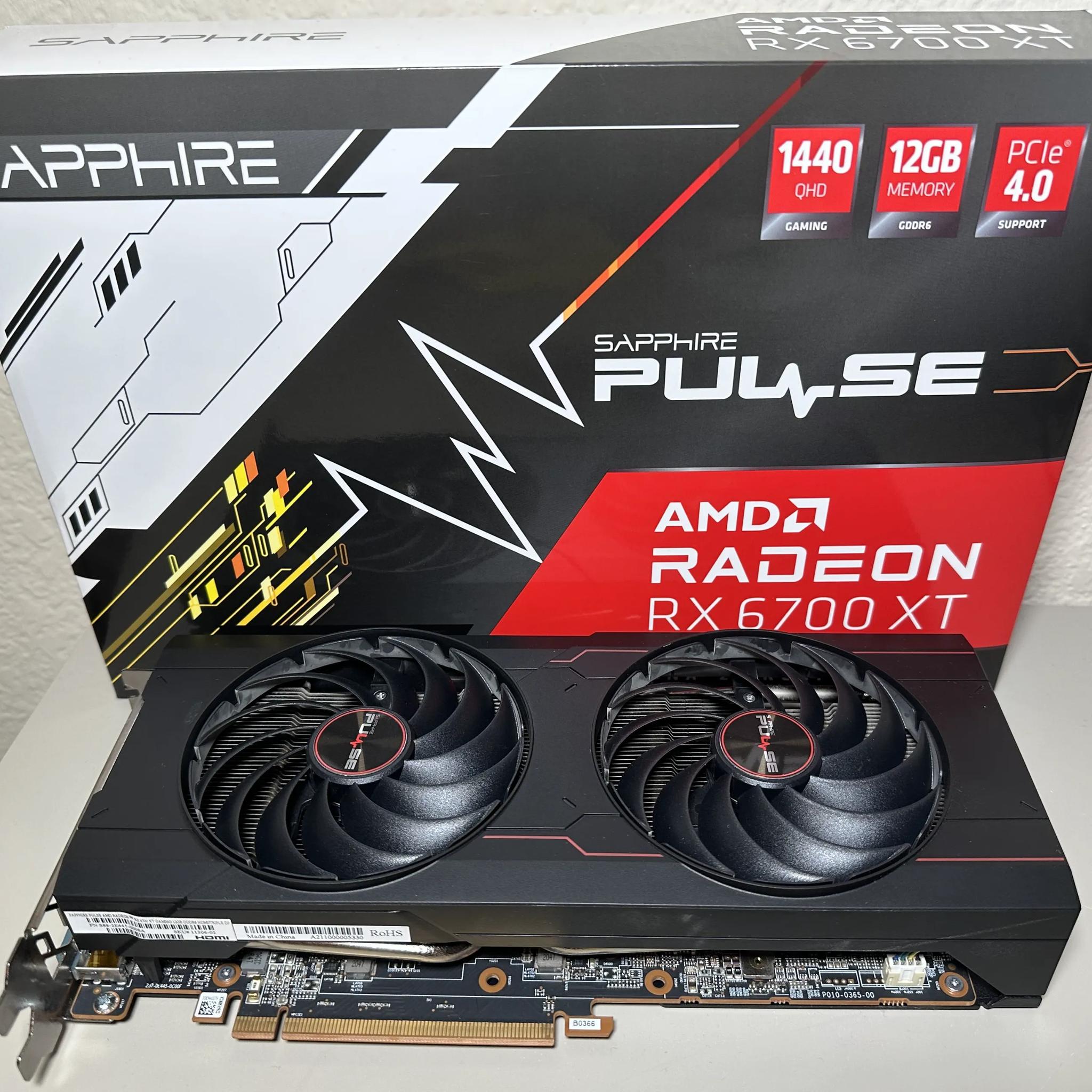 Sapphire PULSE RX 6700 XT AMD