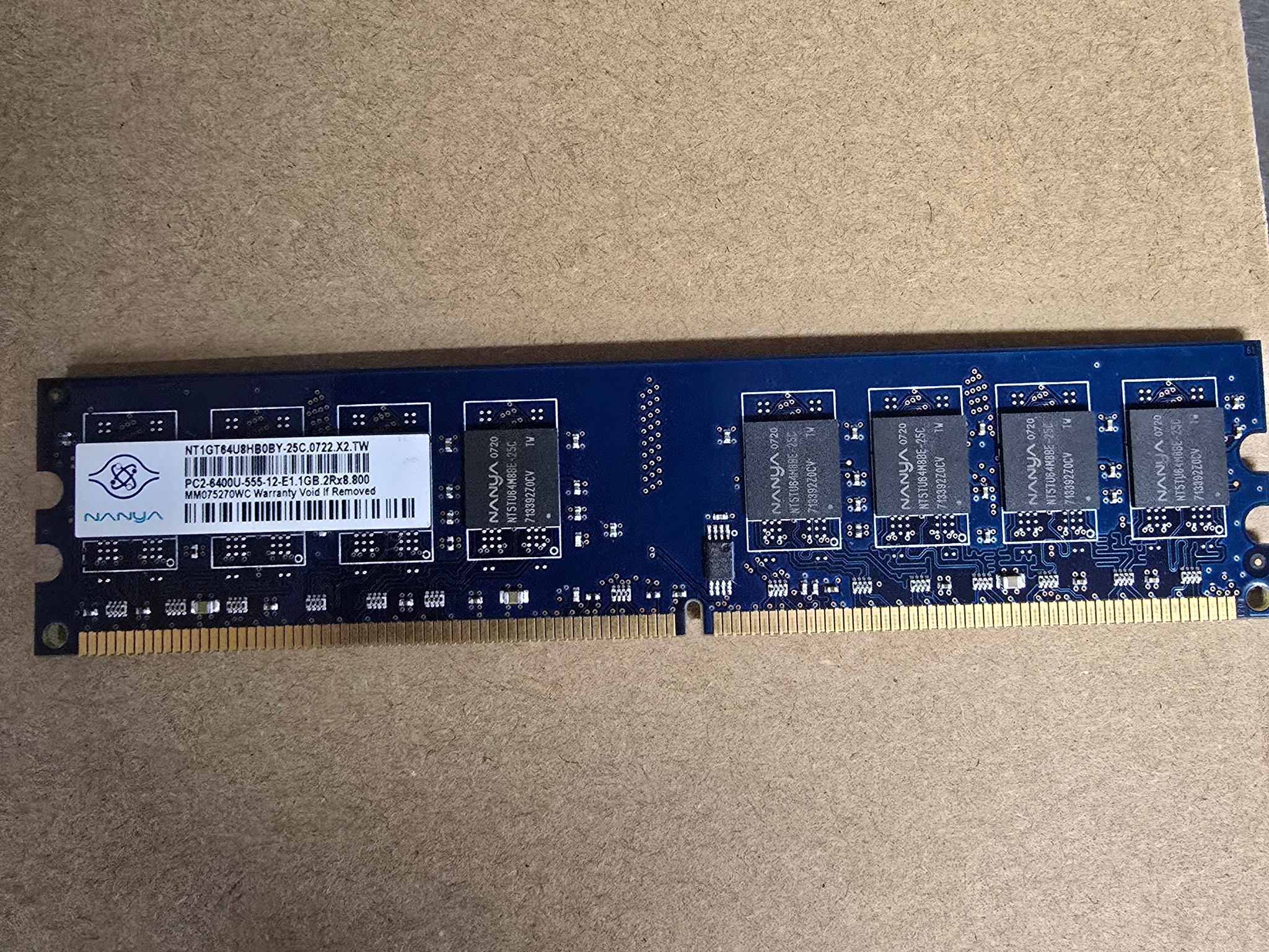 NANYA 2Rx8 1GB DDR2 PC2-6400U Memory Standard Desktop Memory NT1GT64U8HB0BY DIMM