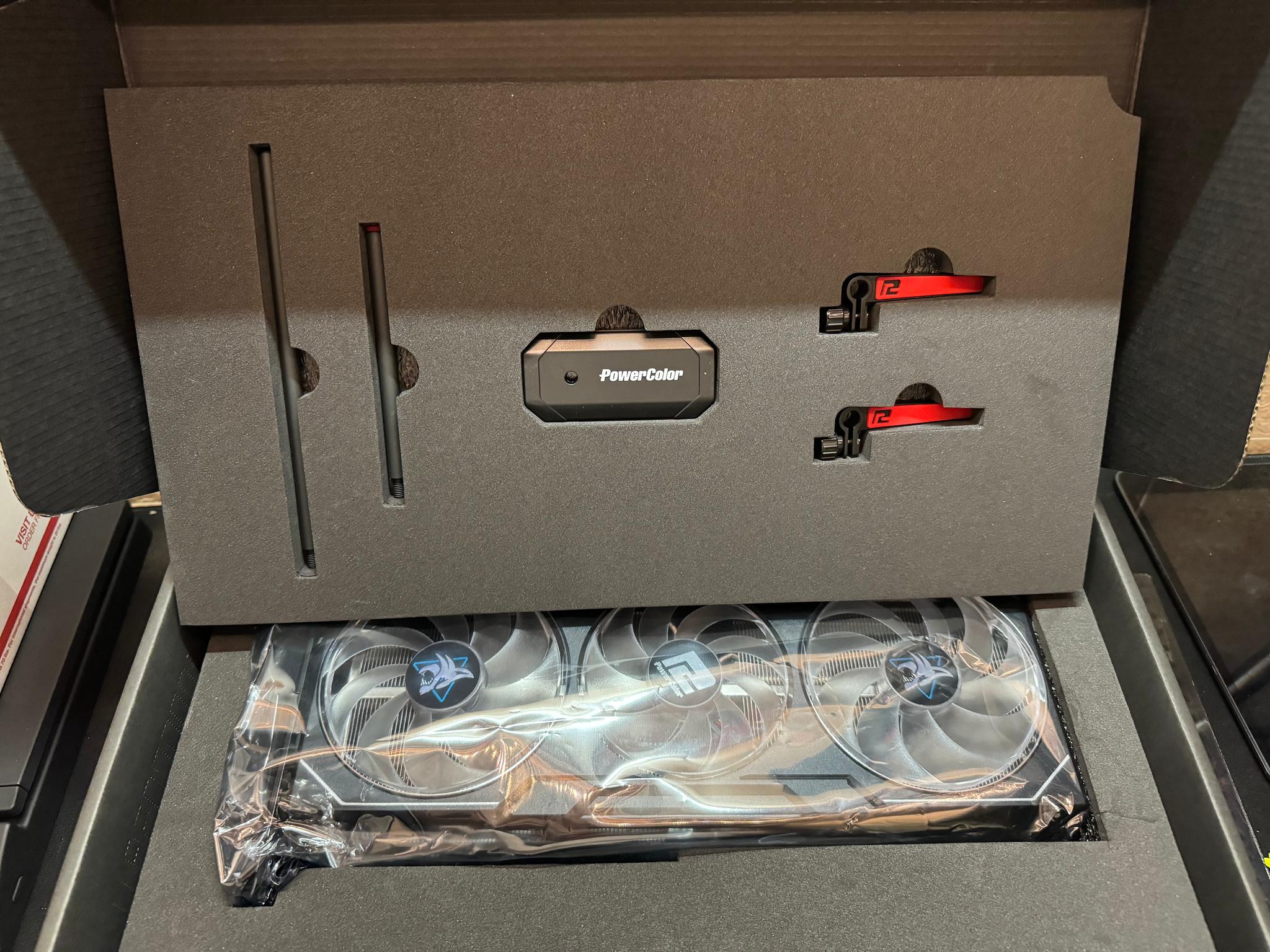 AMD RADEON RX 7900 XT Graphics Card 20GB Powercolor Hellhound