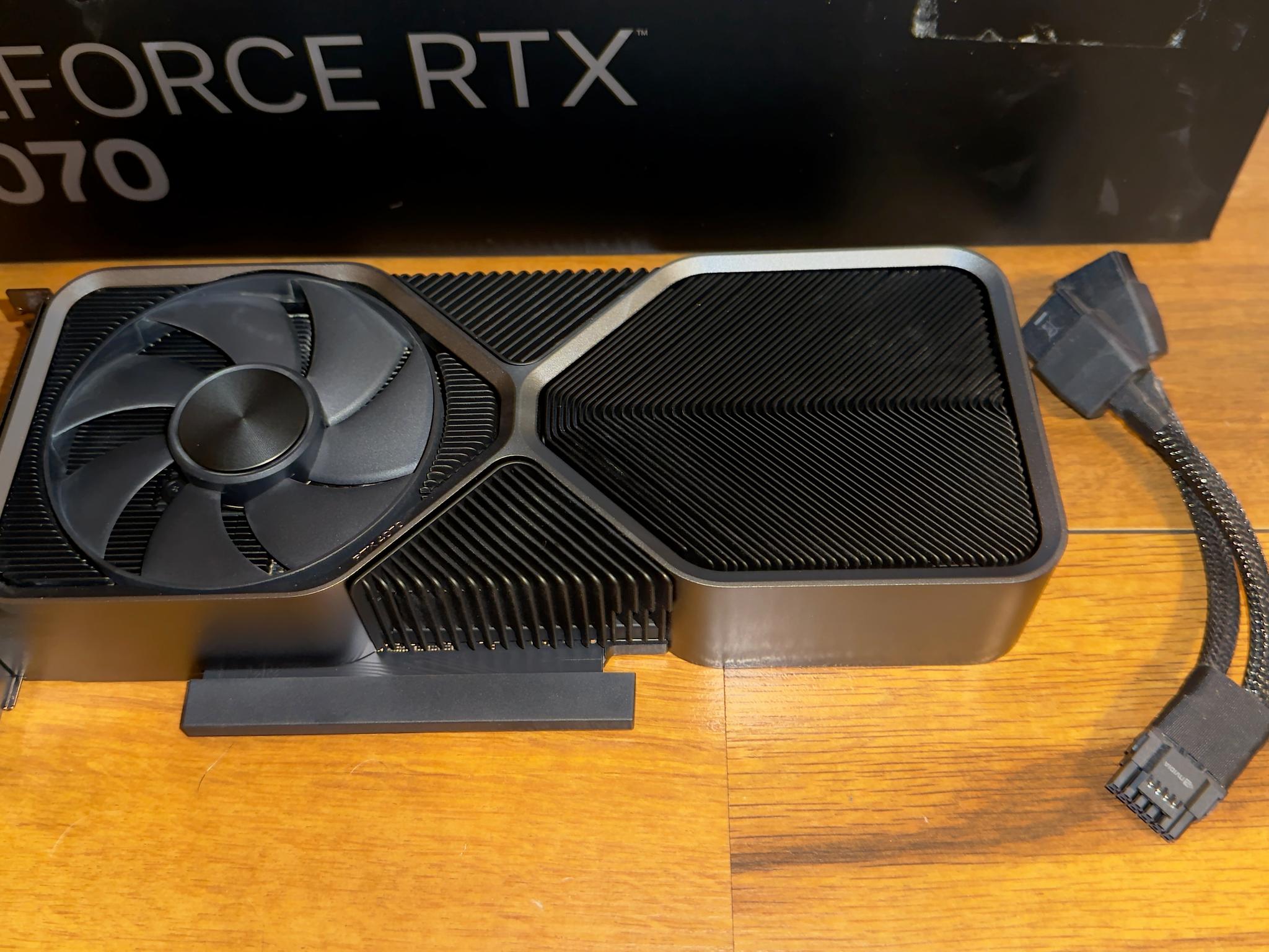 NVIDIA GeForce RTX 4070 Founders Edition