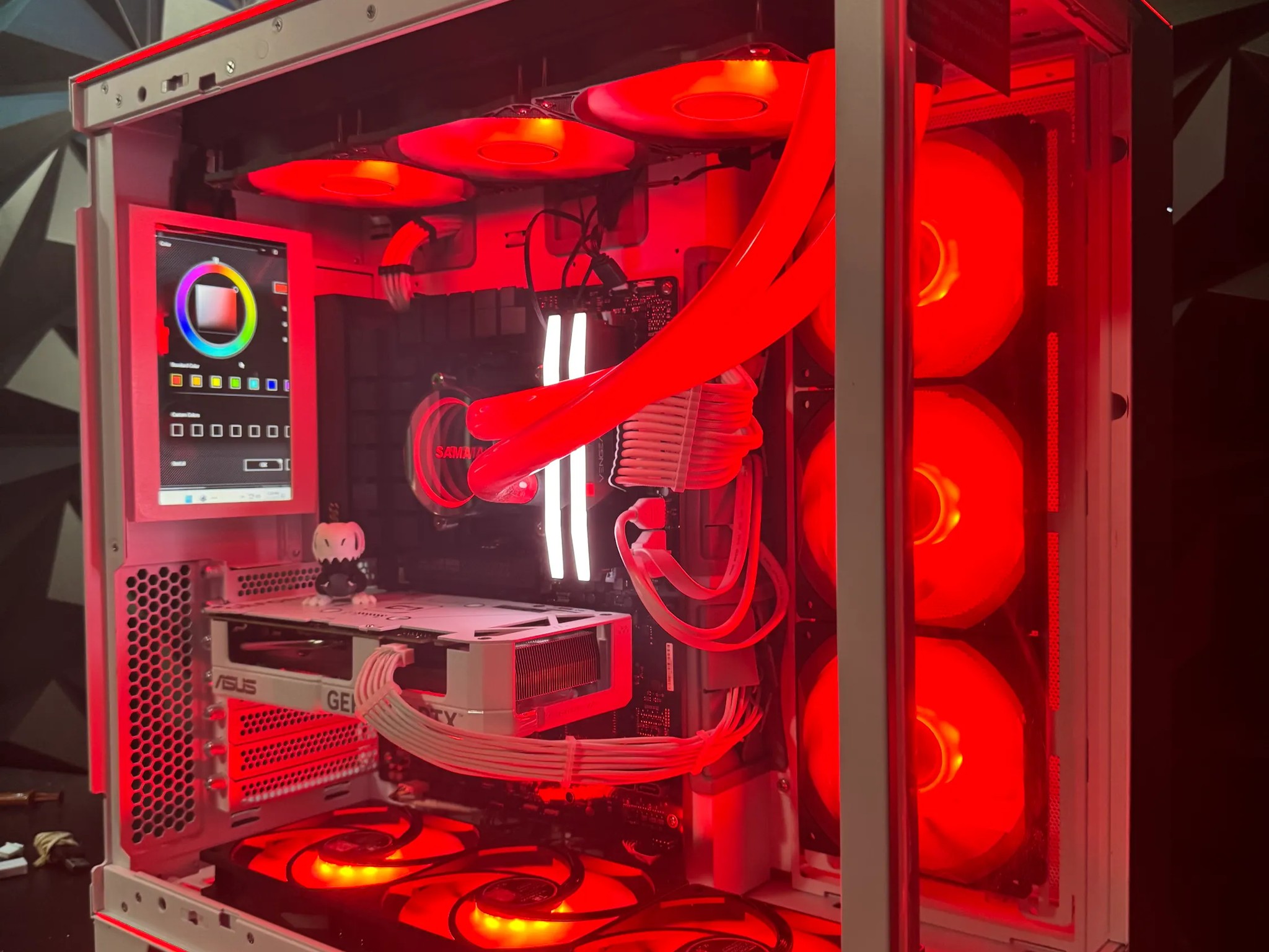 👑Big Daddy Super👑| Ryzen 7 9800X3D | RTX 4070 Super| 32 GB DDR5 | 3.25 TB NVME|1200W Corsair PSU