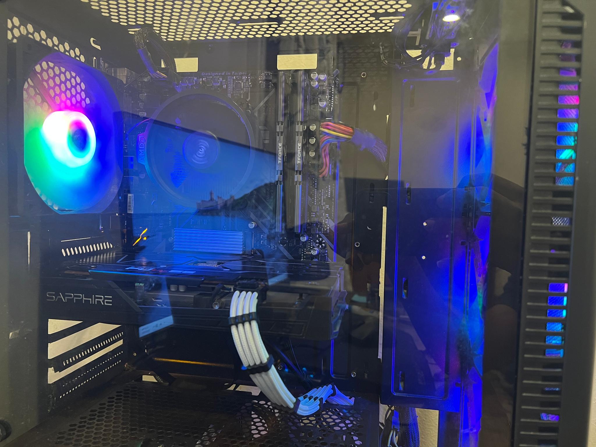 RX 5500xt | Ryzen 5 1600 | 16gb RAM | 512gb NVMe | Windows 11 | Budget Gaming PC