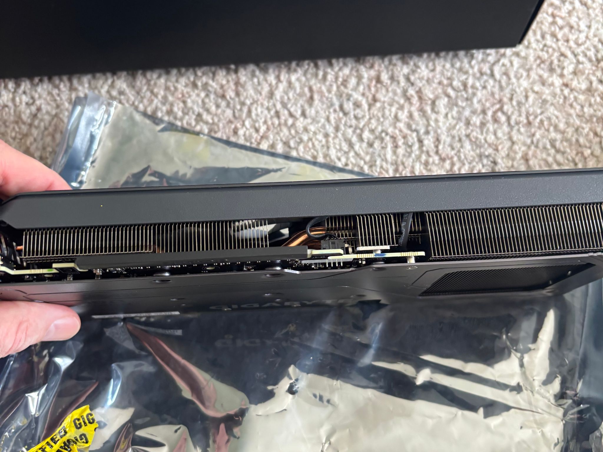 Gigabyte AMD Radeon RX 9060 XT Gaming OC 8 GB