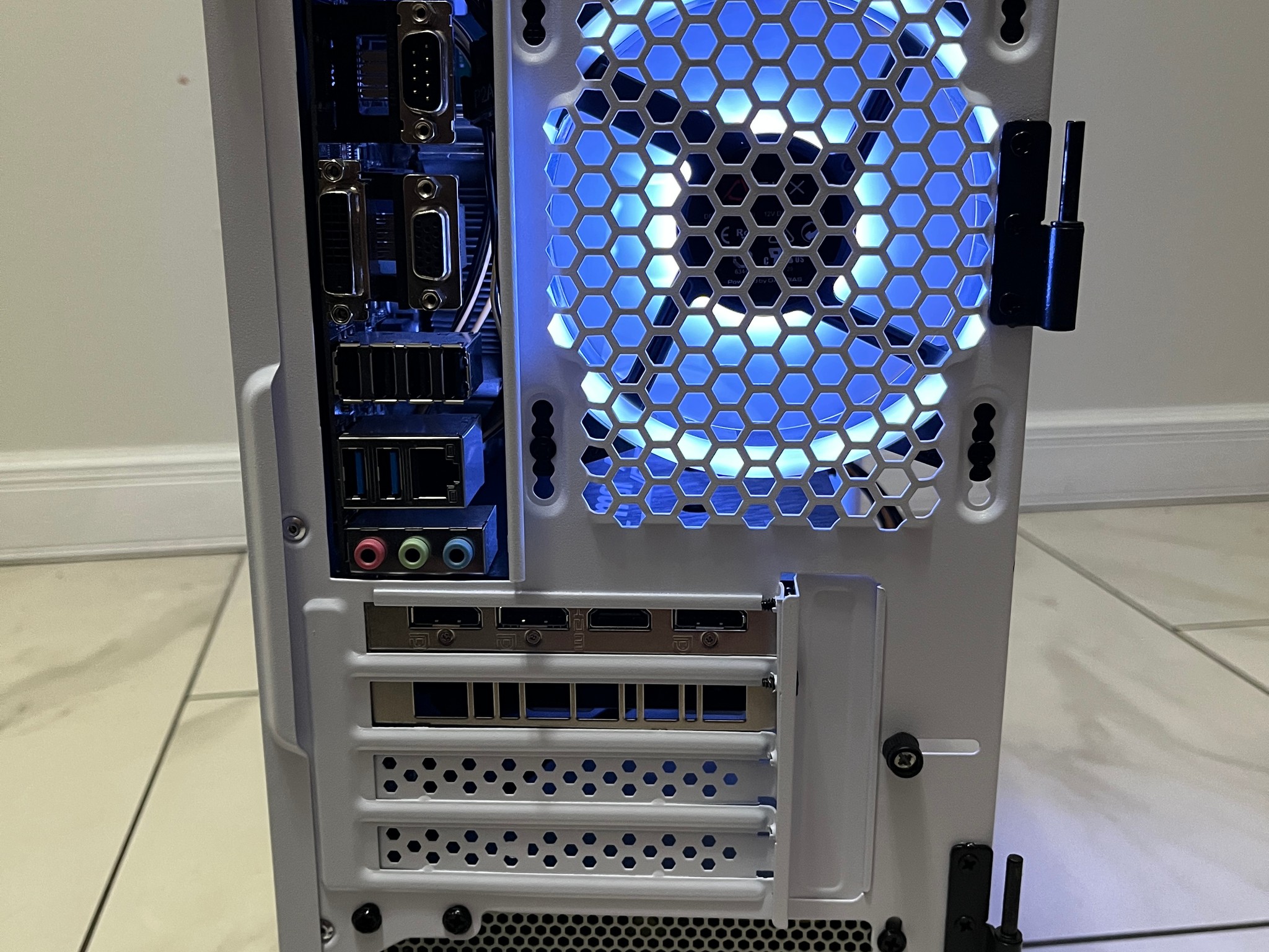 NVIDIA RTX 2060 SUPER, Intel i7-6700, 16GB RAM, 2.1TB Storage - Gaming PC w/Wi-Fi, BT & RGB Remote