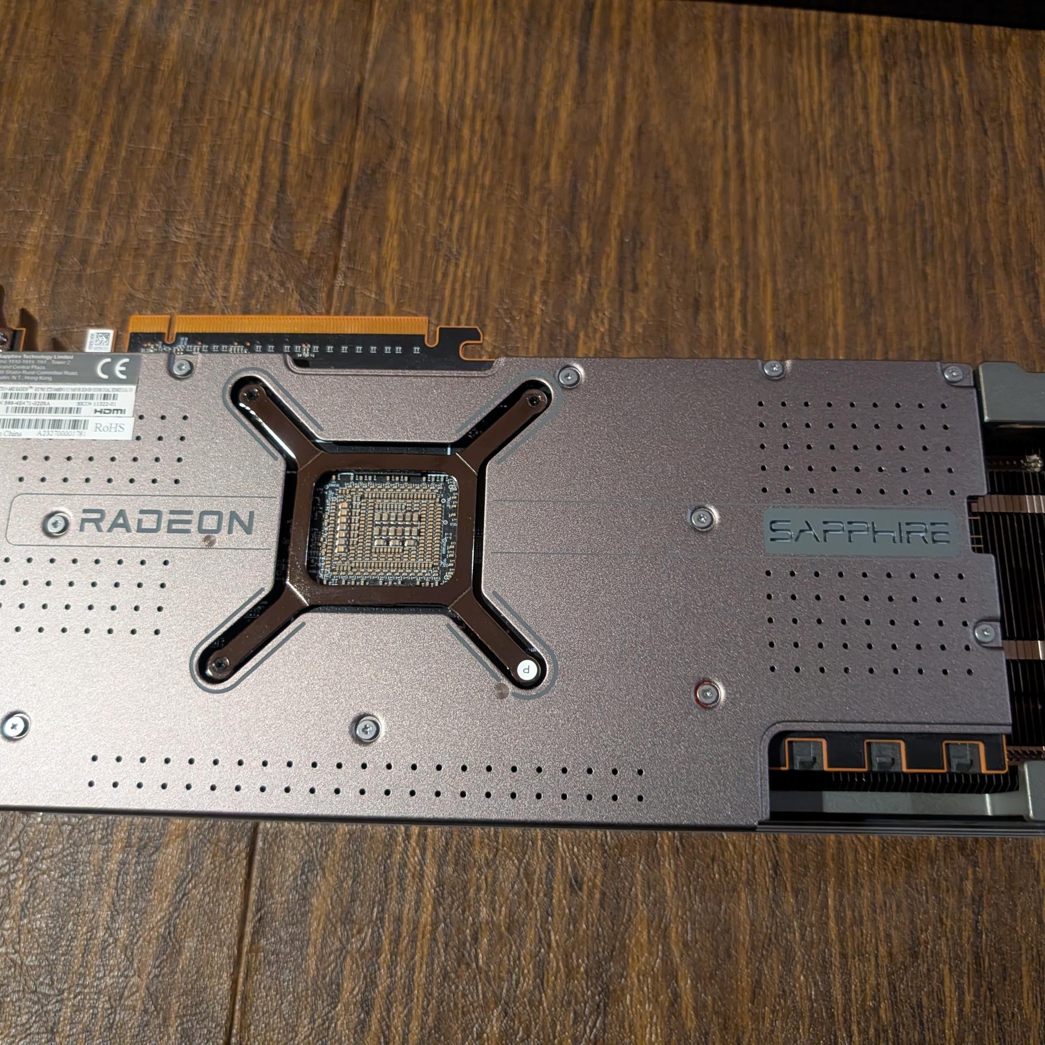 SAPPHIRE NITRO+ AMD Radeon RX 7900 XTX Gaming OC Vapor-X 24GB GDDR6 GPU