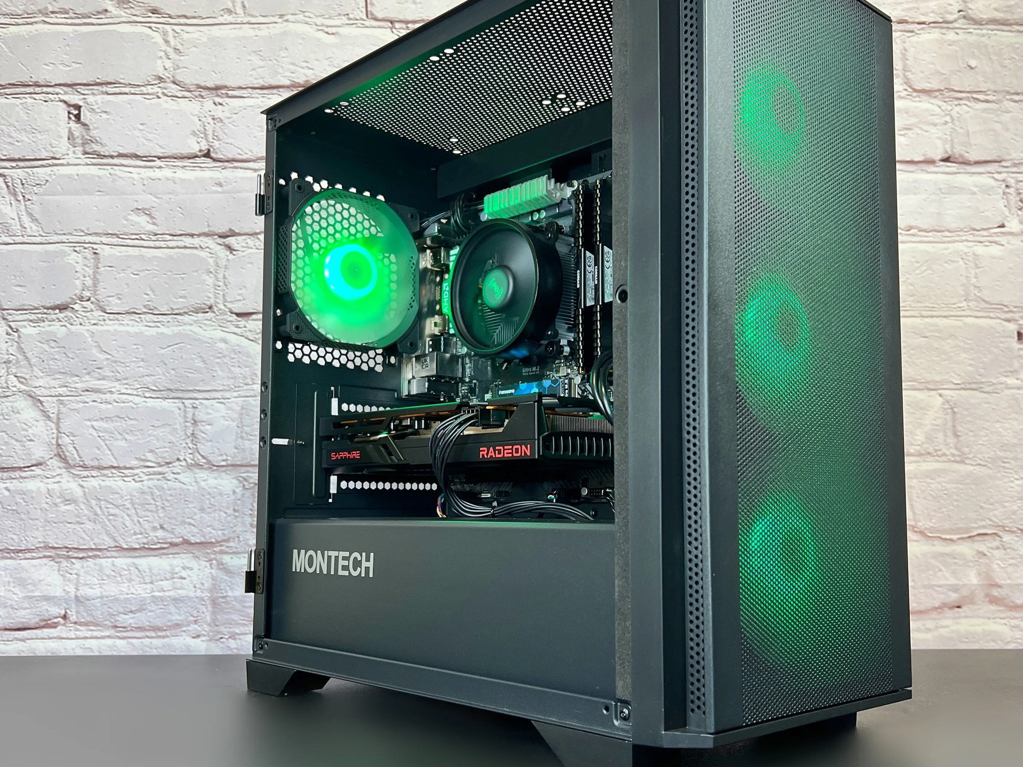 Ryzen 5 3600 RX 6600 XT 16GB RAM 1TB M.2 Wifi/BT Win 10 Gaming PC