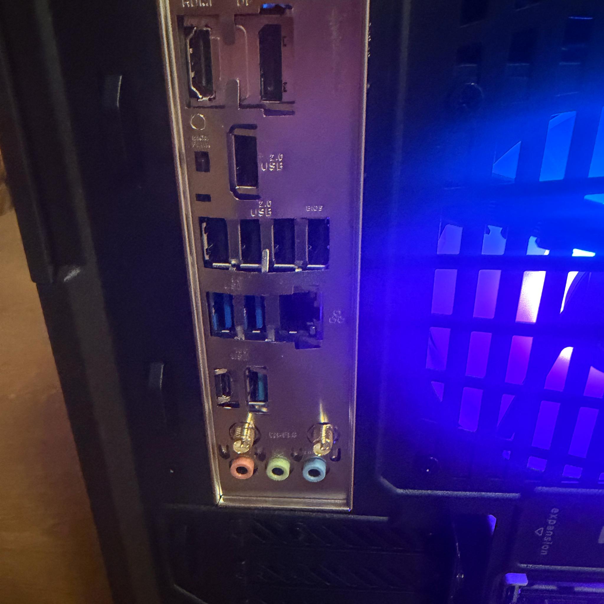 GeForce RTX 5080 IBUYPOWER PC - Ryzen 9 7900X, 32GB RAM, 2TB NVMe SSD