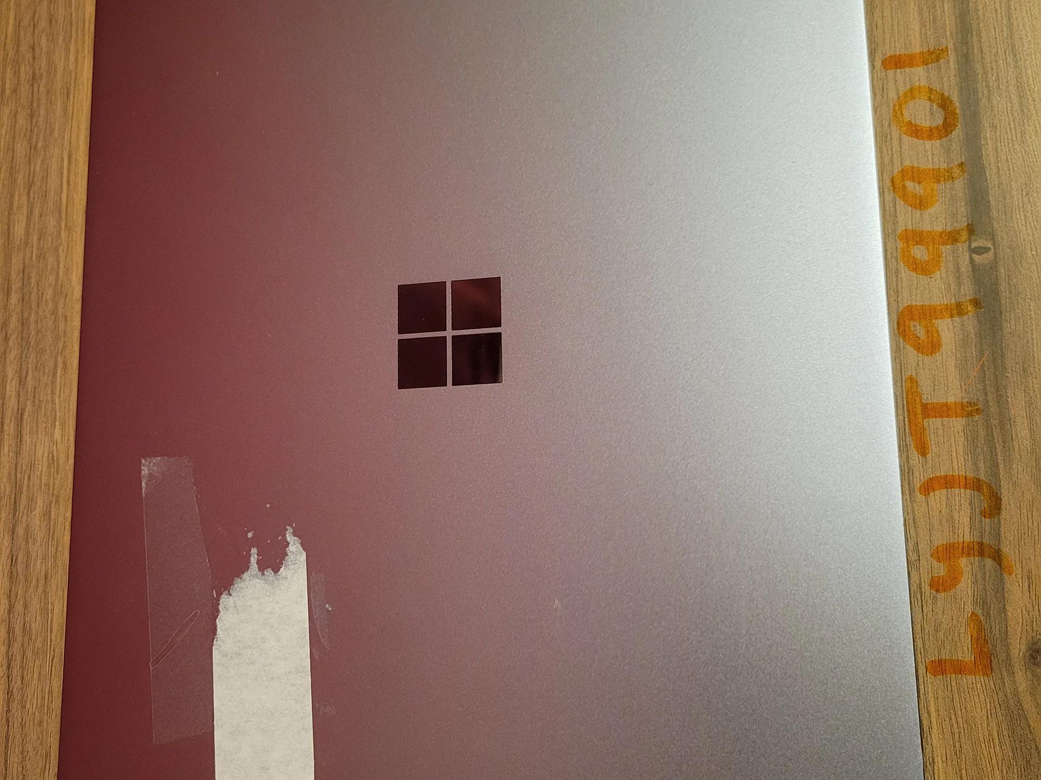 Microsoft Surface Laptop Go 3 - intel i5 12th gen. - 256gb ssd - 12.4" touch screen