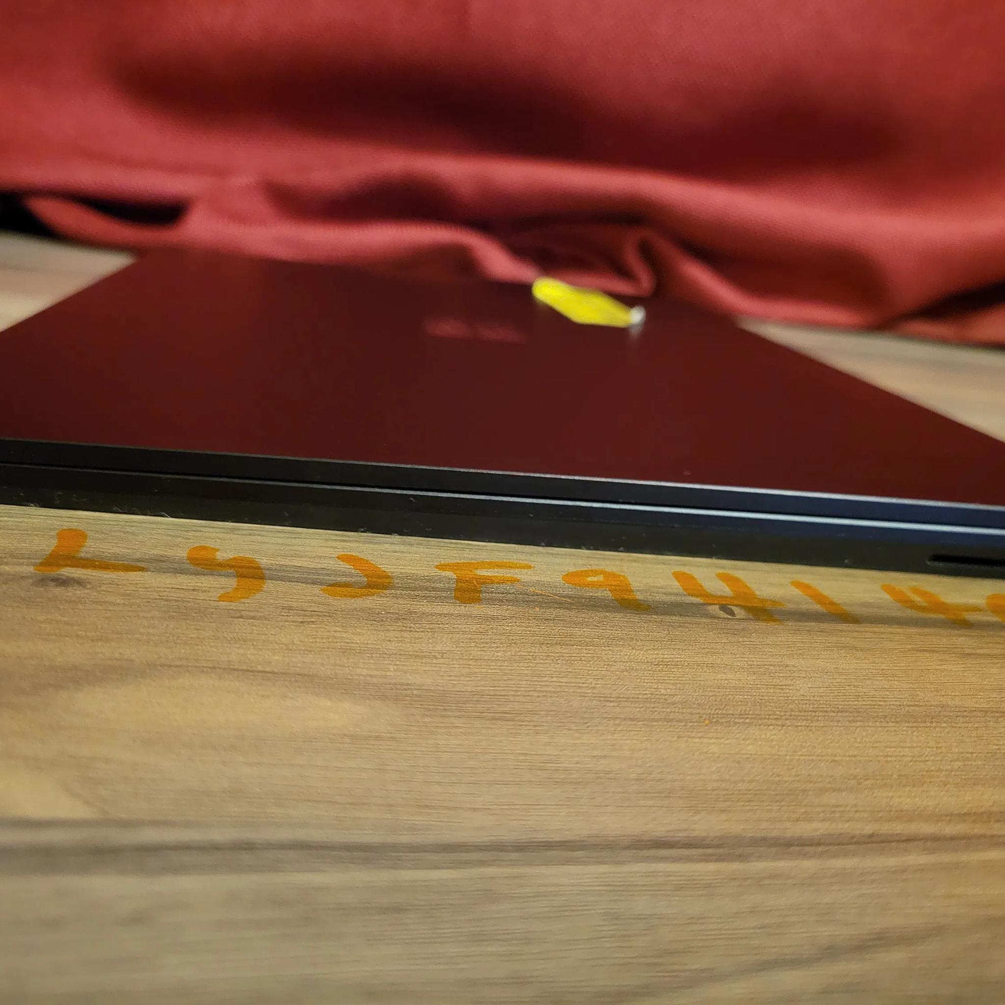 Microsoft Surface Laptop 3 - 256gb ssd - 13.5" 2k touch screen - intel i7