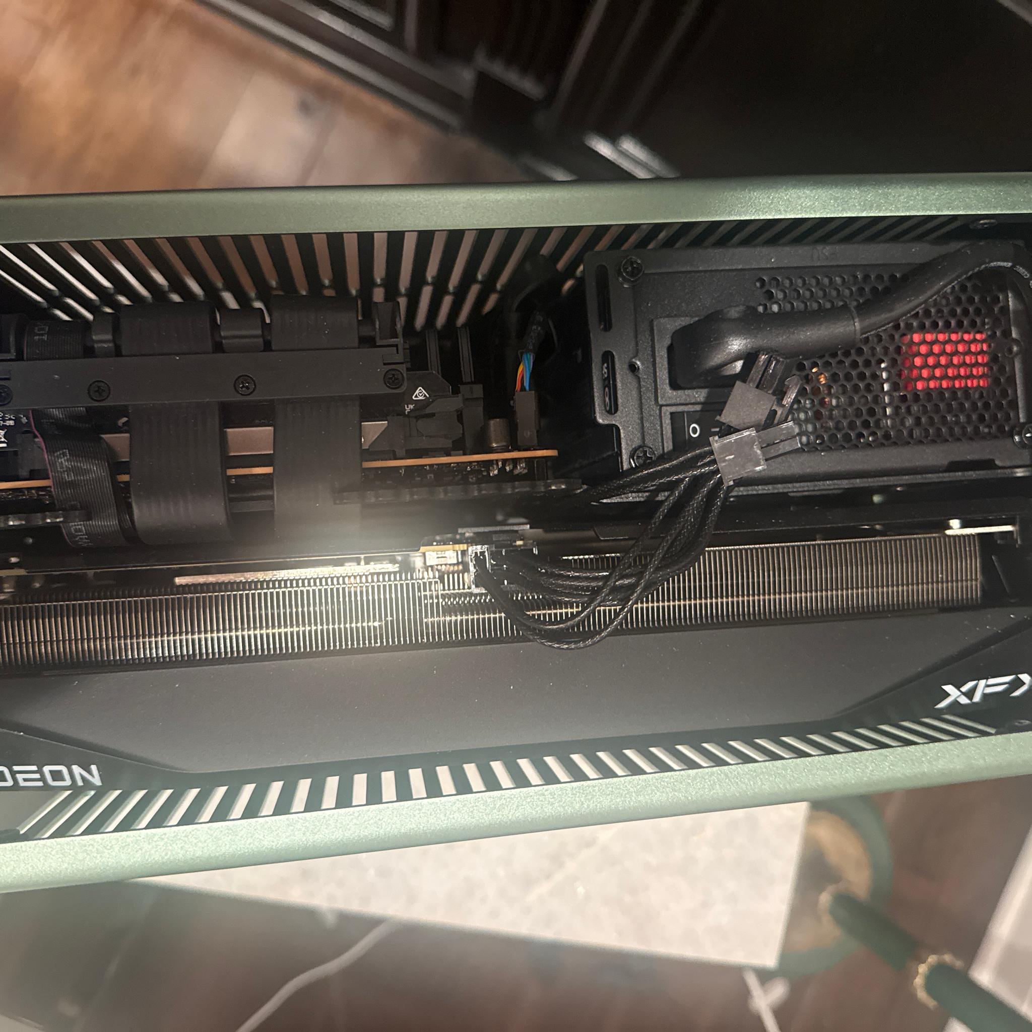 Radeon RX 9060 XT 16GB Custom Gaming PC - Ryzen 5 7600X