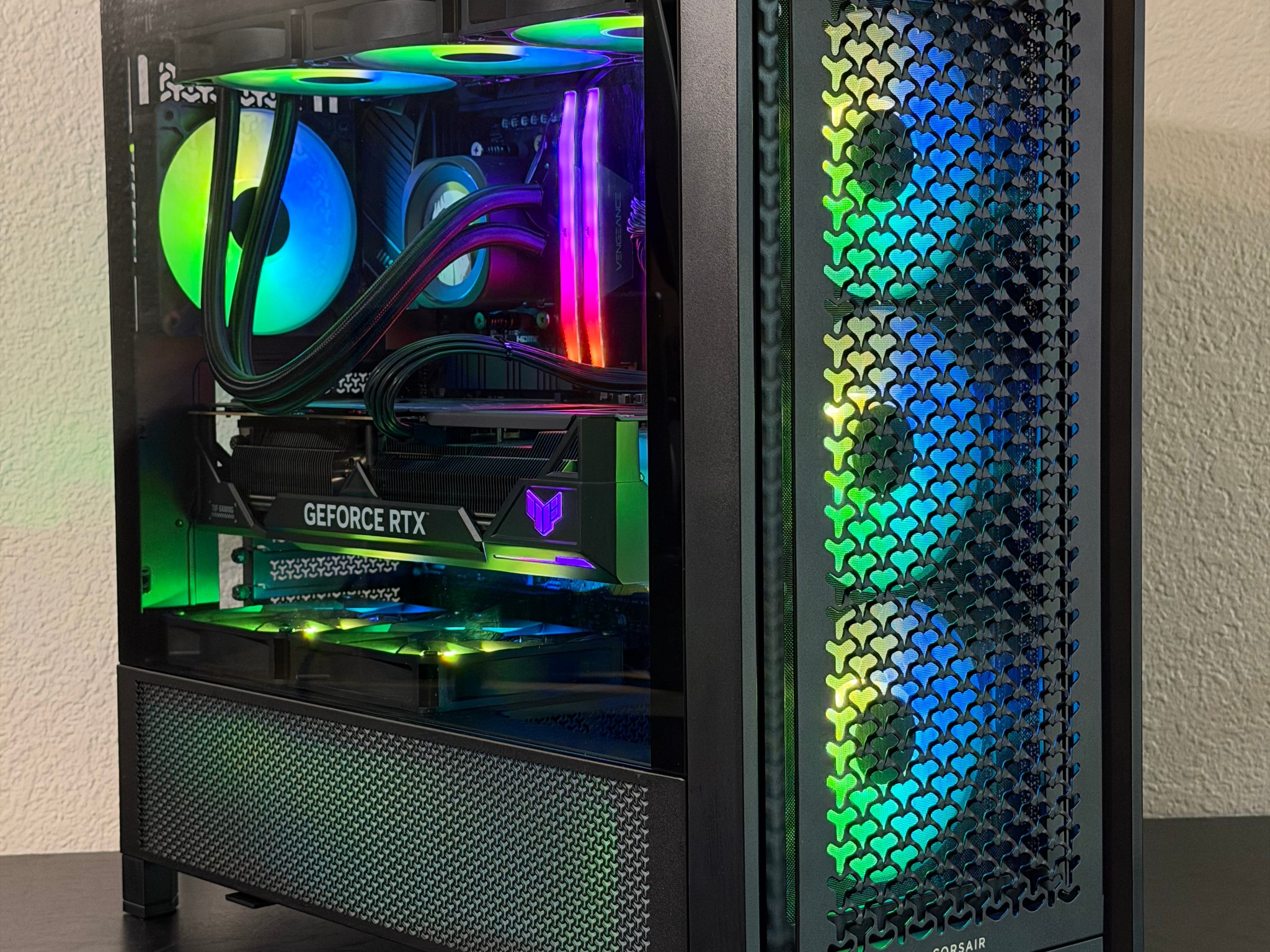 RTX 4080 Super/Ryzen 7 9800X3D Gaming PC