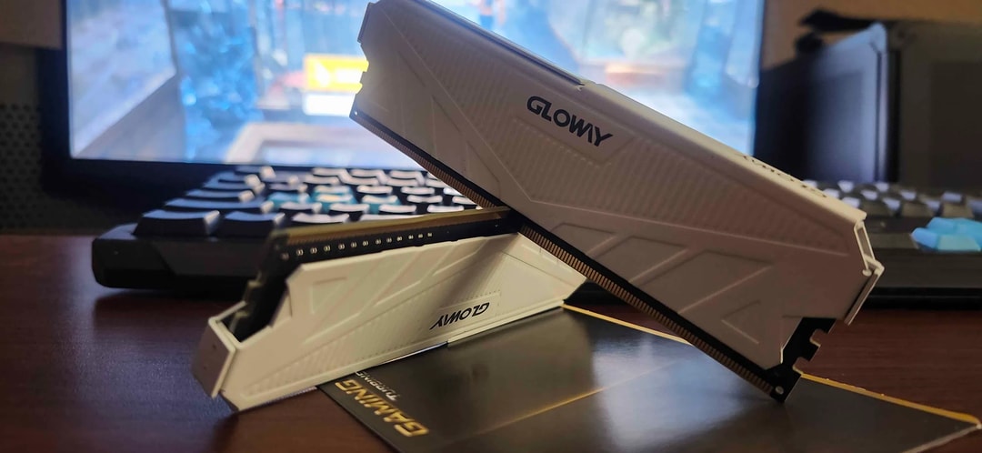 GLOWAY (2x8gb) 16gb ddr4 3200mhz | Jawa