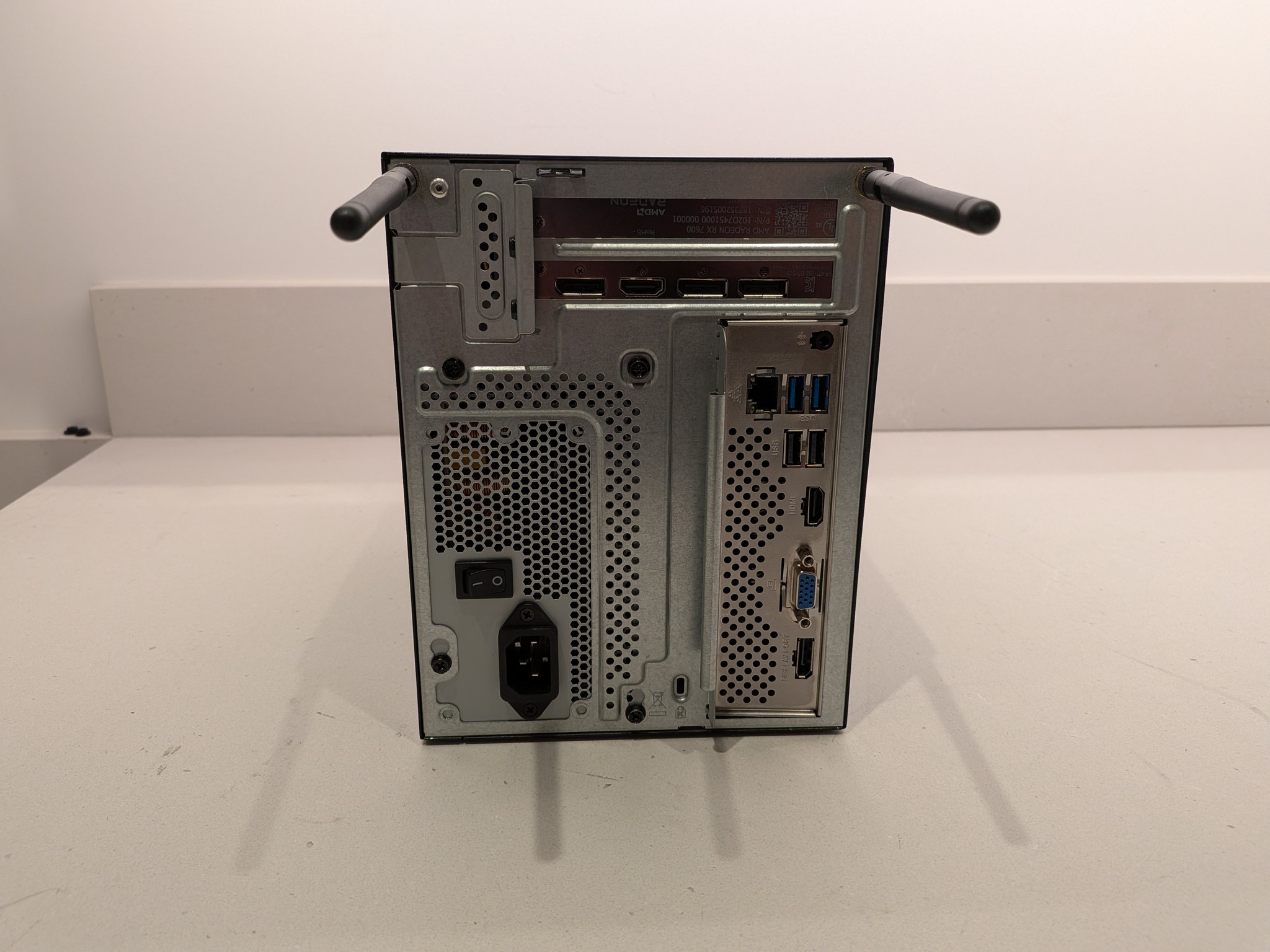 Steam Machine Killer - RX 7600, Ryzen 5 5600, 32 GB DDR4 RAM, 1 TB NVME