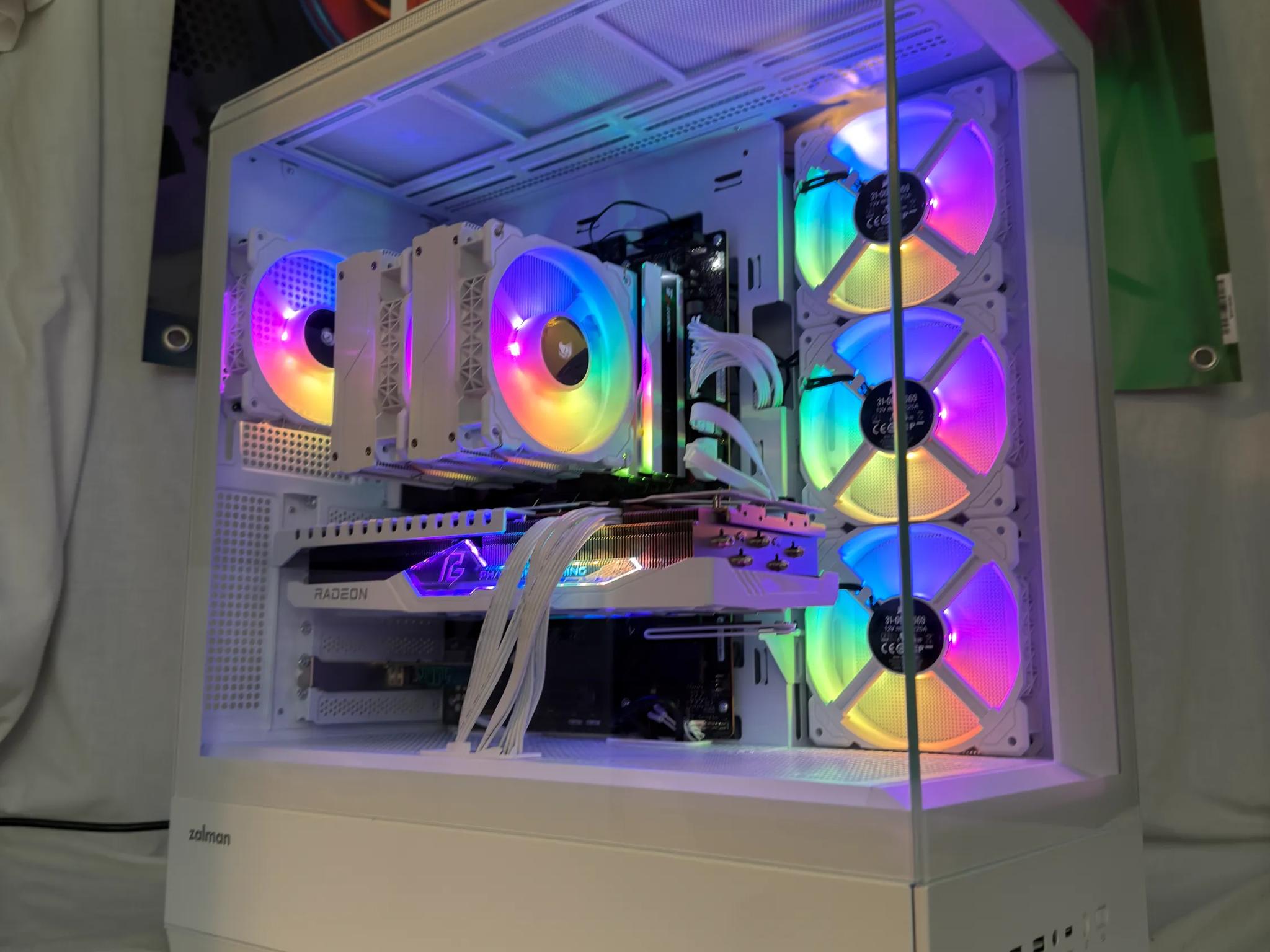 RX 7900XT Ryzen 7 7700x Gaming PC