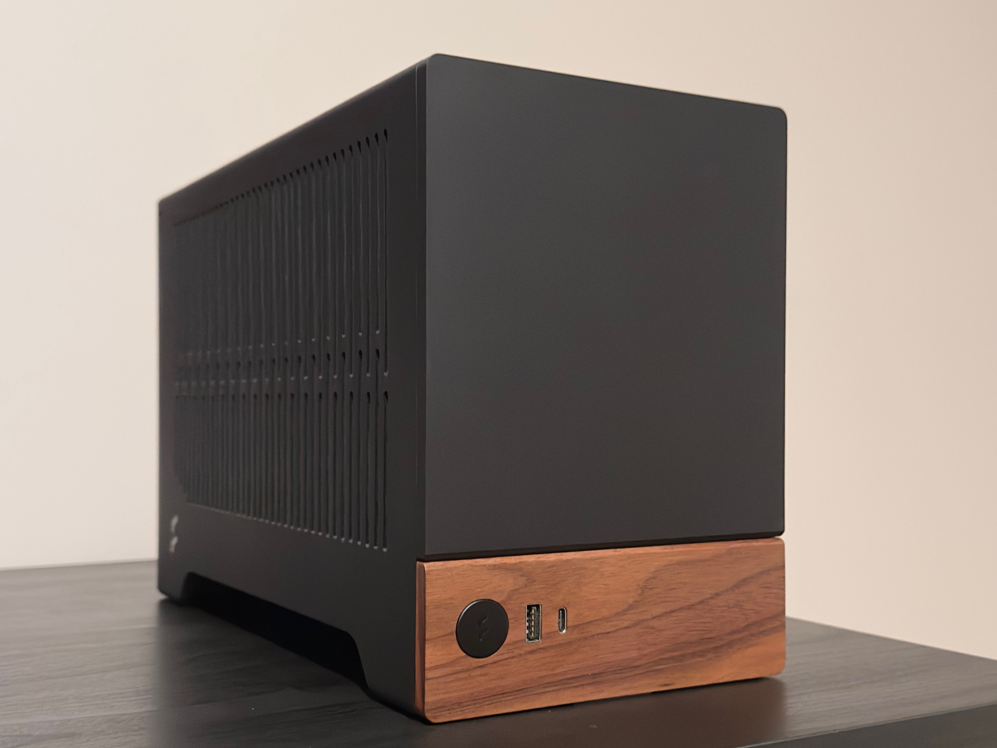RTX 5070 | 9700X | 32GB DDR5 | 1TB NVME | WiFi7 | Mini-ITX