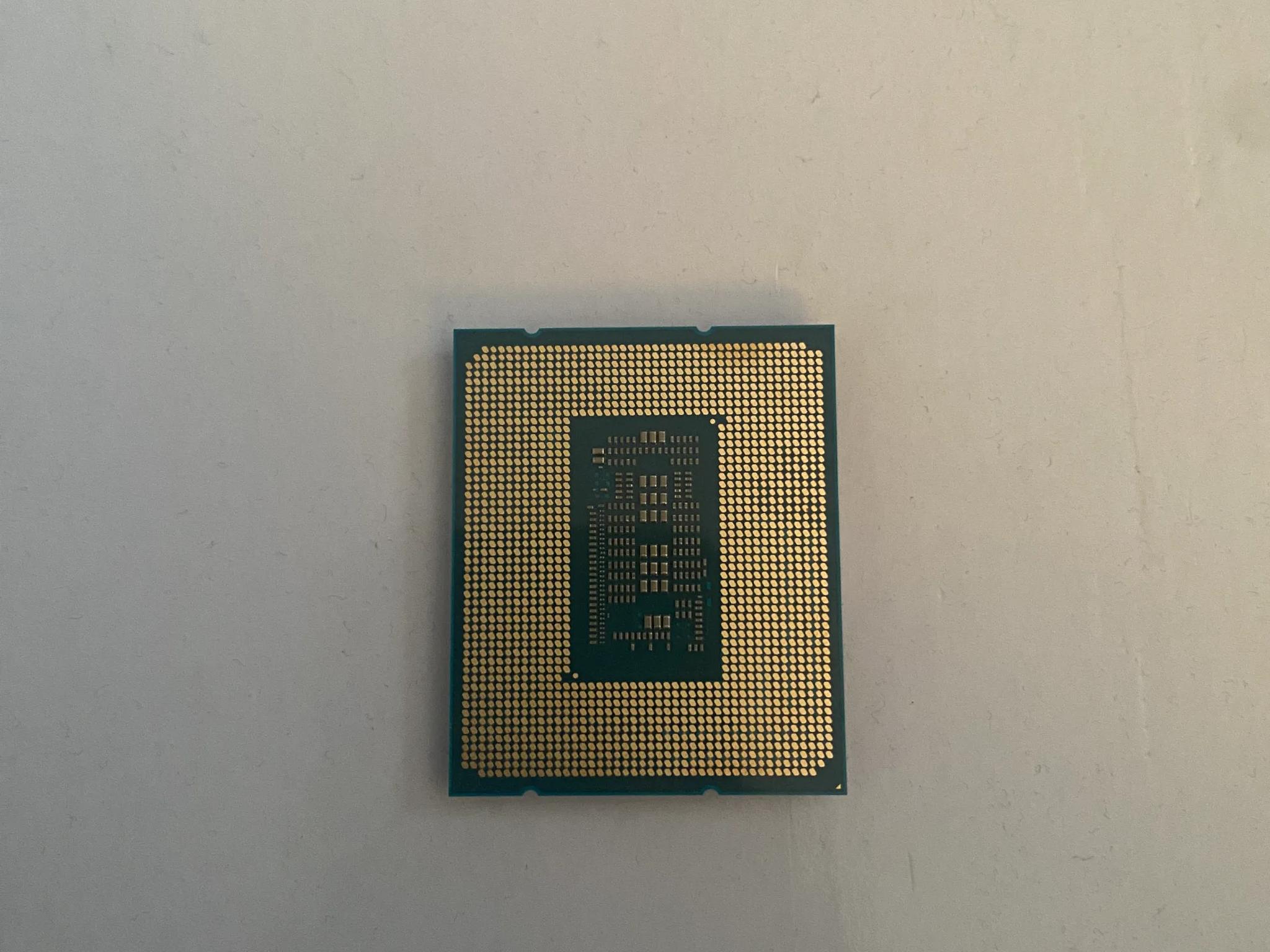 Intel Core i5 12600kf