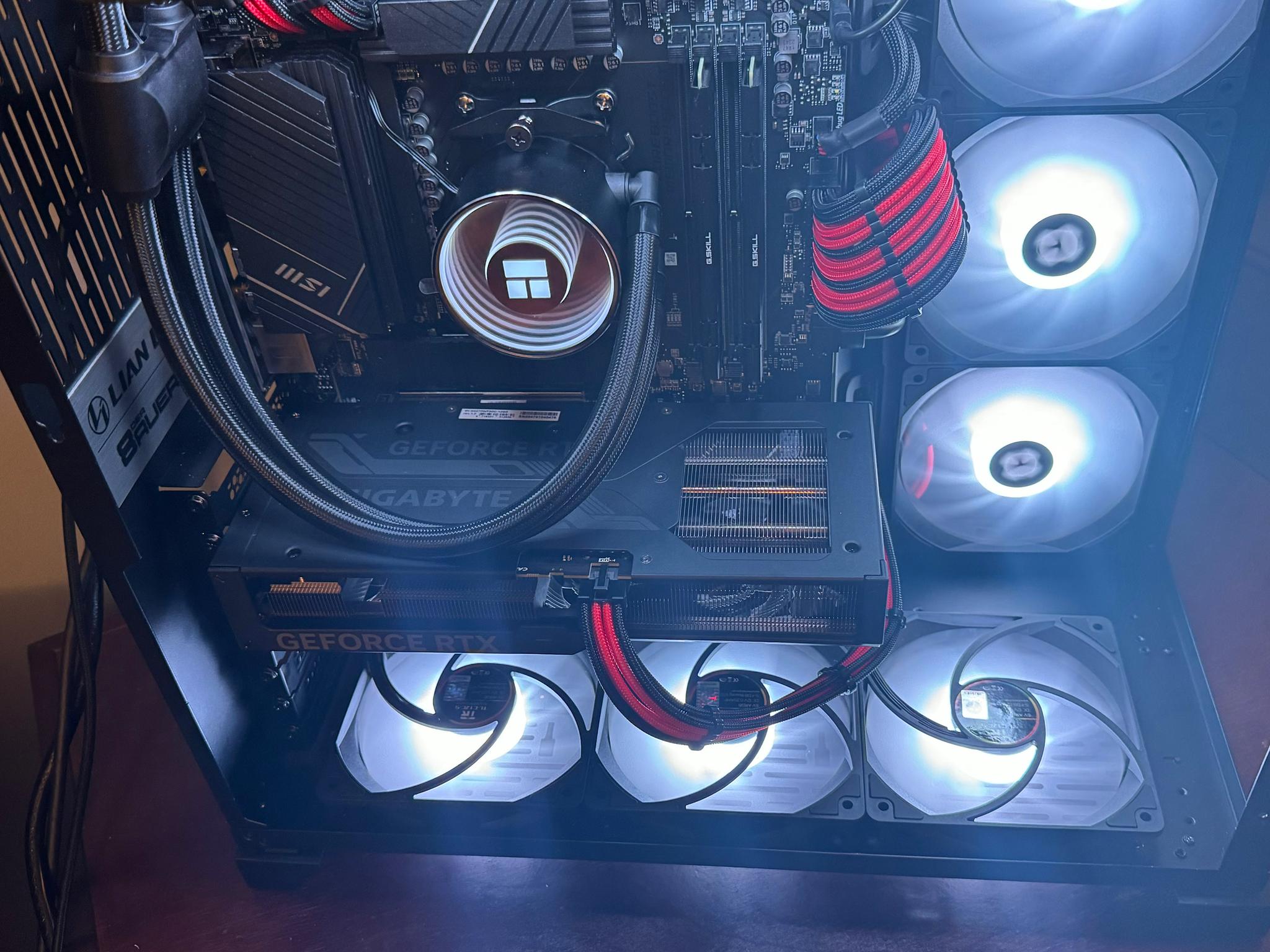🔴⚫️Black Box⚫️🔴 RTX 4070 | Ryzen 7 7700X | 32GB DDR5 | 1TB SSD
