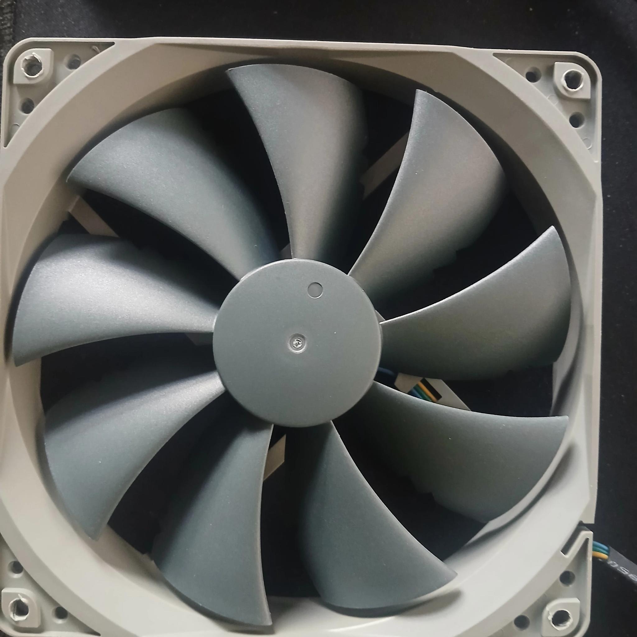 Sets of Noctua case fans 120mm and 140mm
