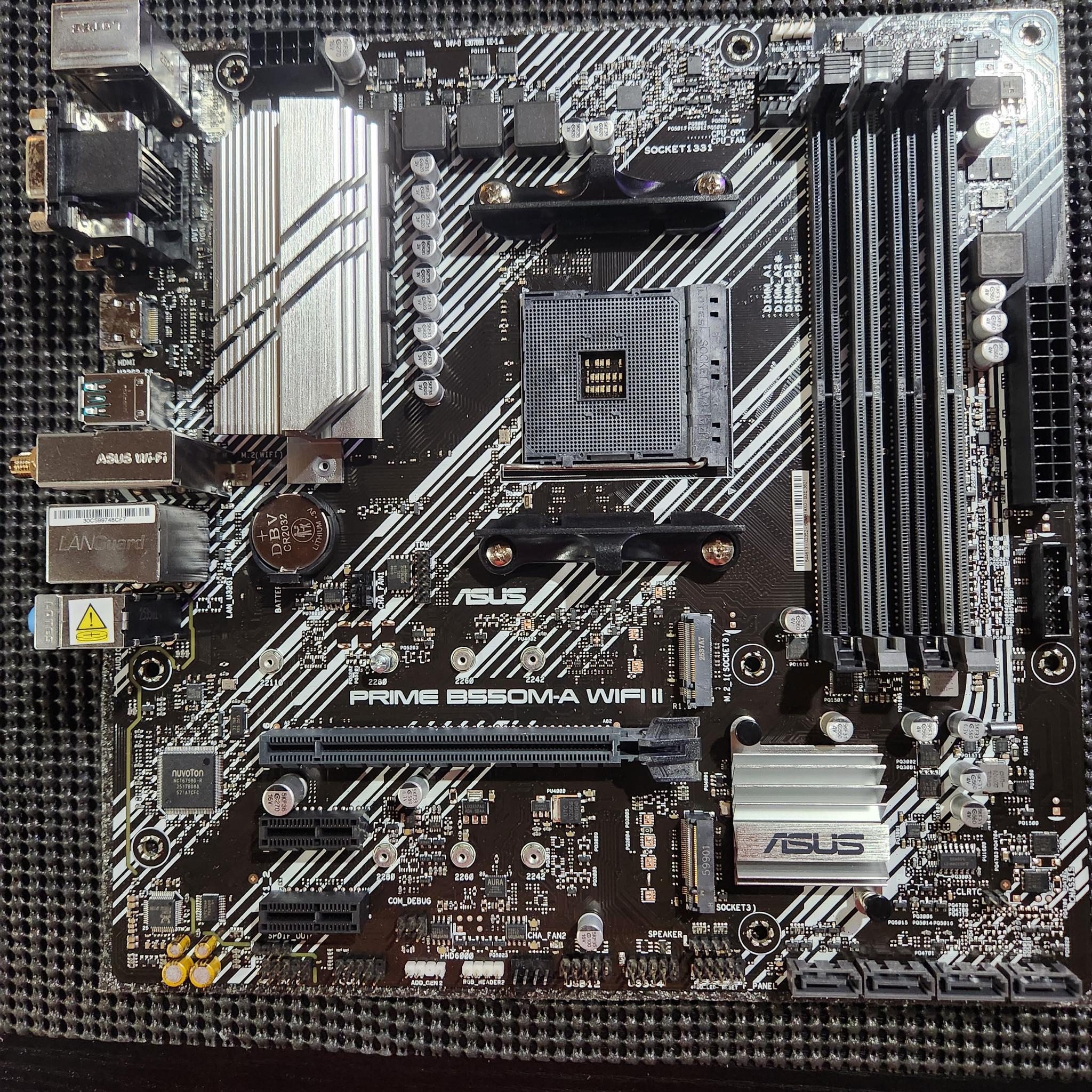 Asrock B450m ac/ r2.0  and 16gb ddr4 ram Bundle