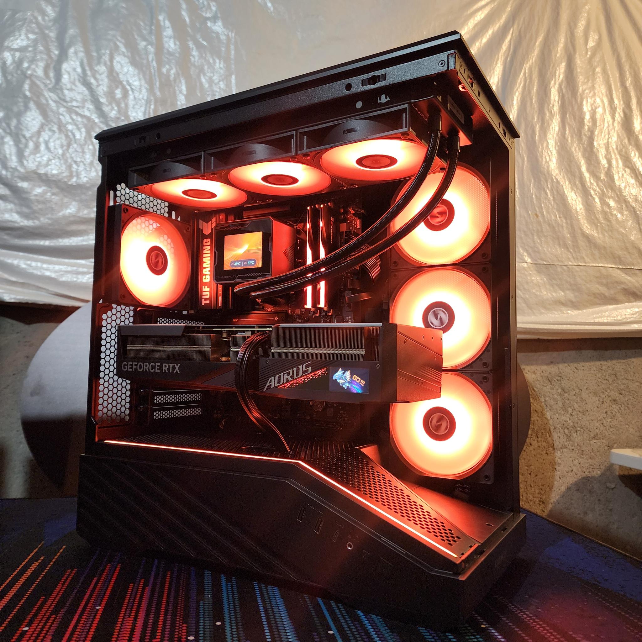 RTX 4080 / Ryzen 7 7800X3D / 32GB DDR5 RAM / 2TB NVMe