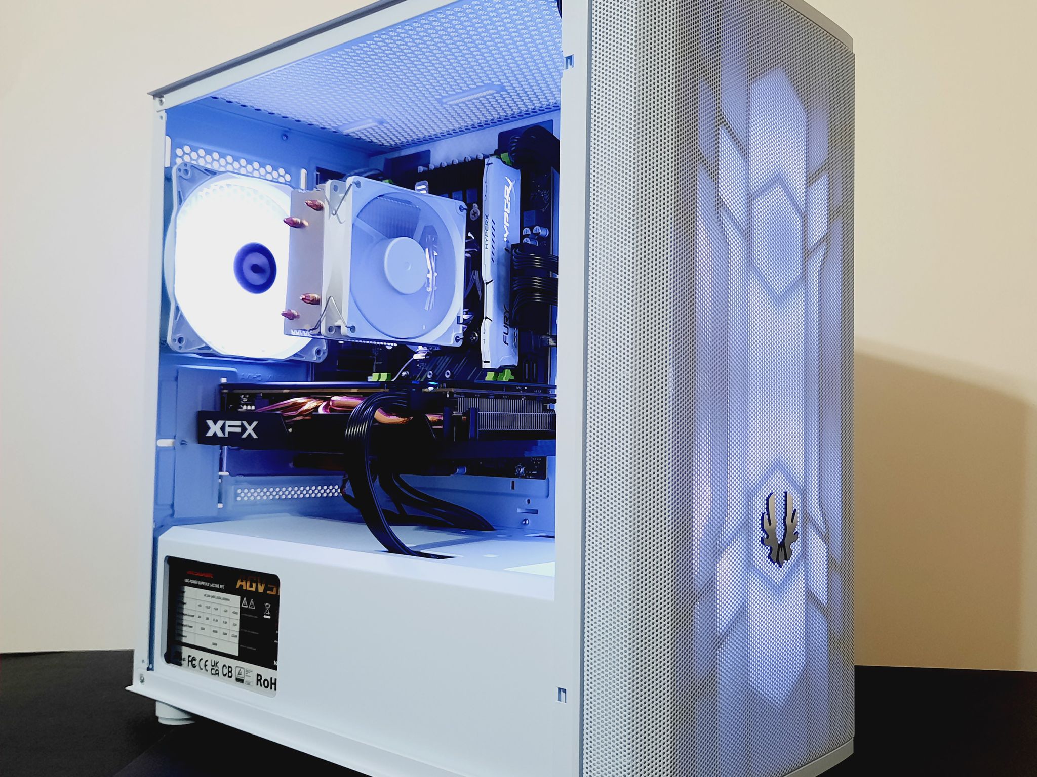 ⚡Budget White Gaming PC - Intel Xeon 8-cores ● 16GB RAM ● 512GB SSD ● AMD RX 580 8GB