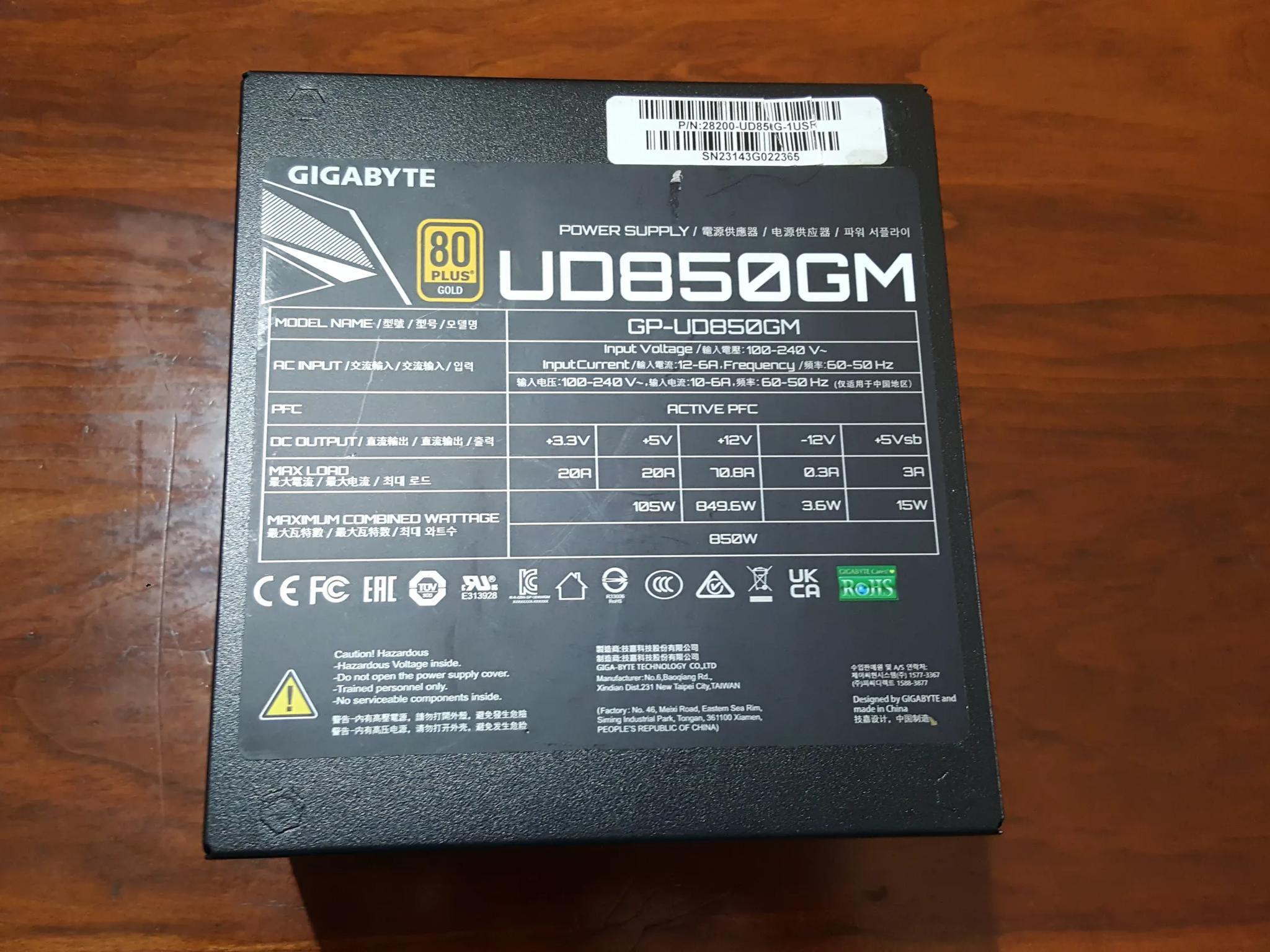 GIGABYTE UD850GM - INLCUDES CABLES | FOR PARTS | NOT WORKING